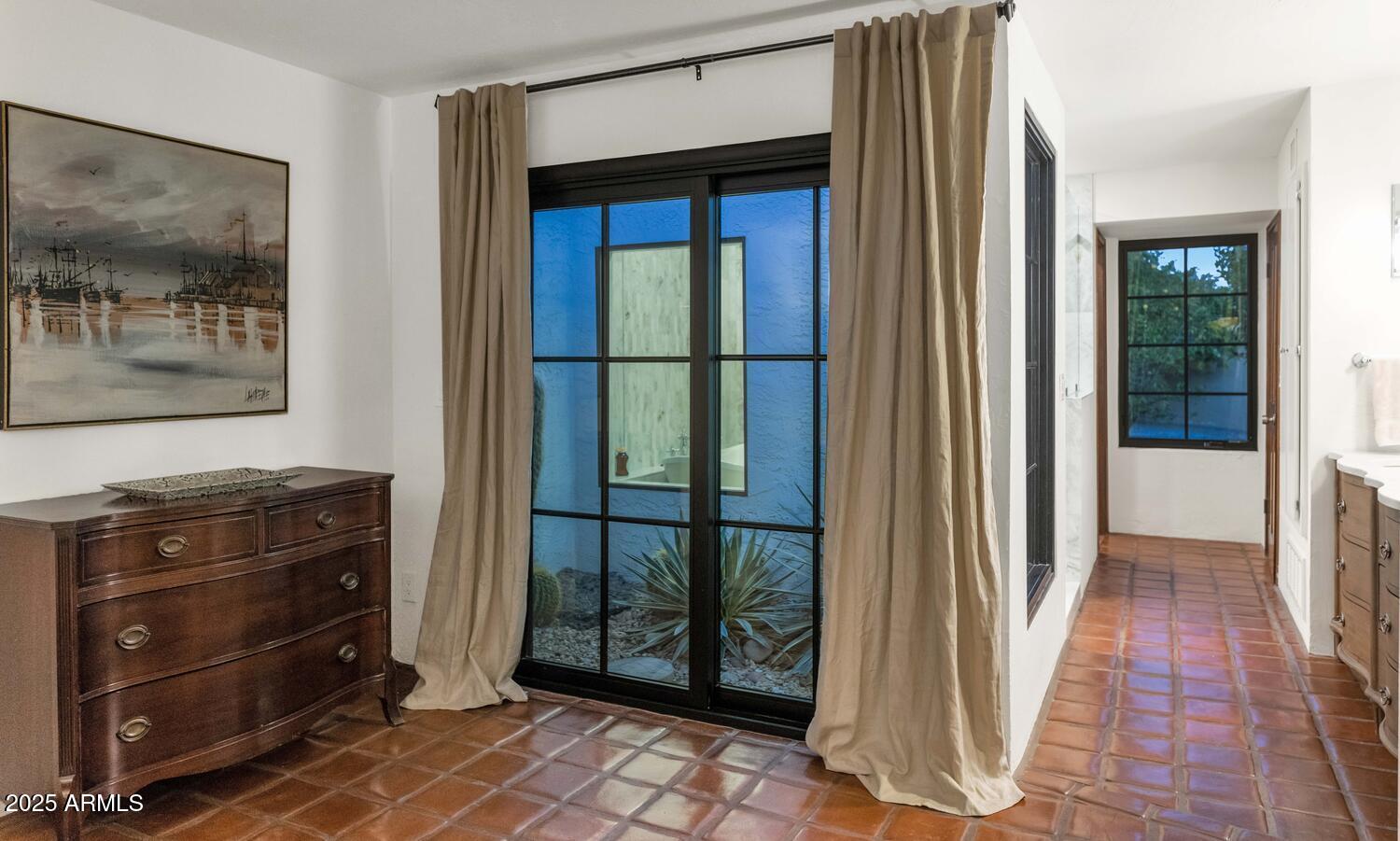 7258 E MANZANITA Drive