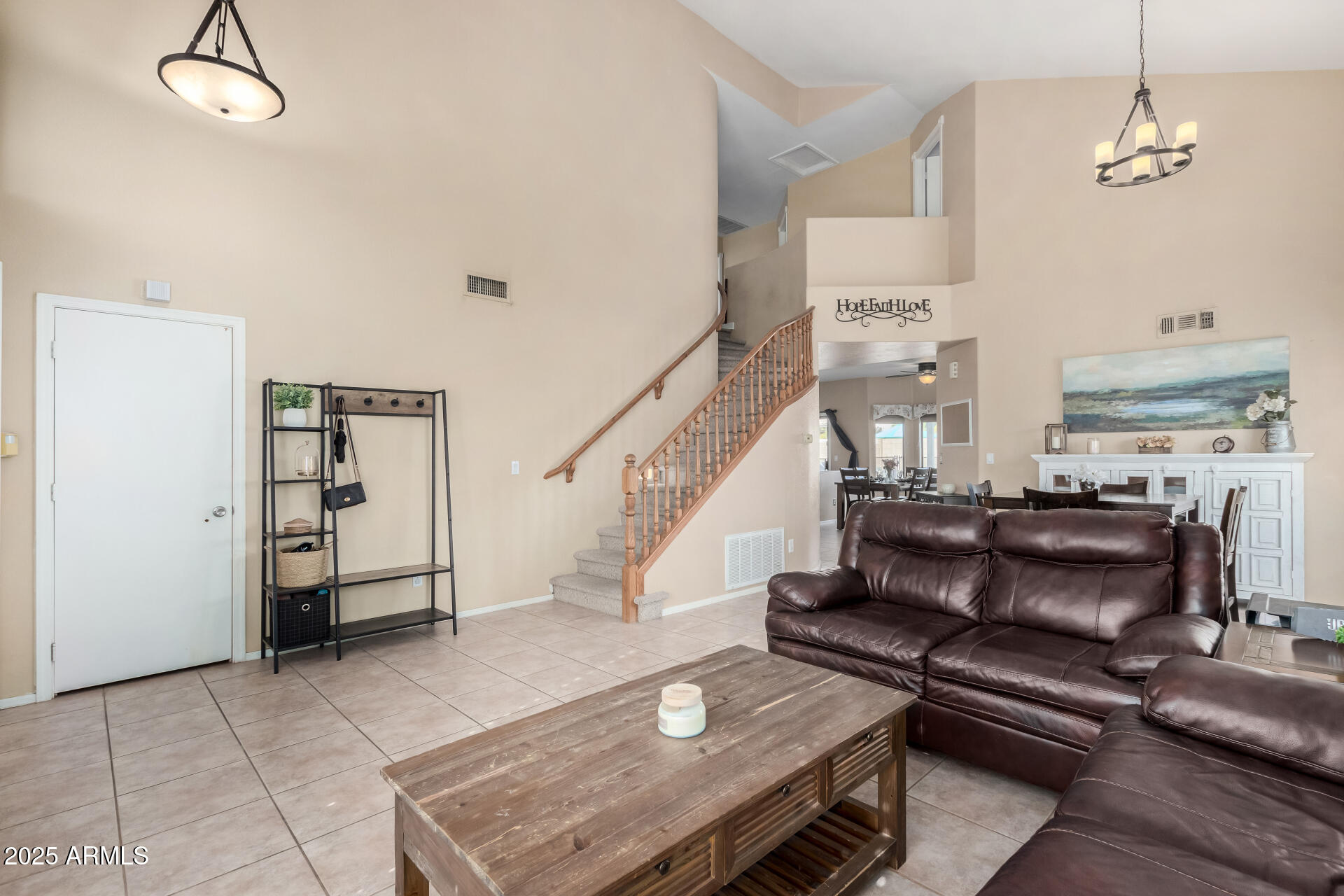 4338 E WOODRIDGE Drive