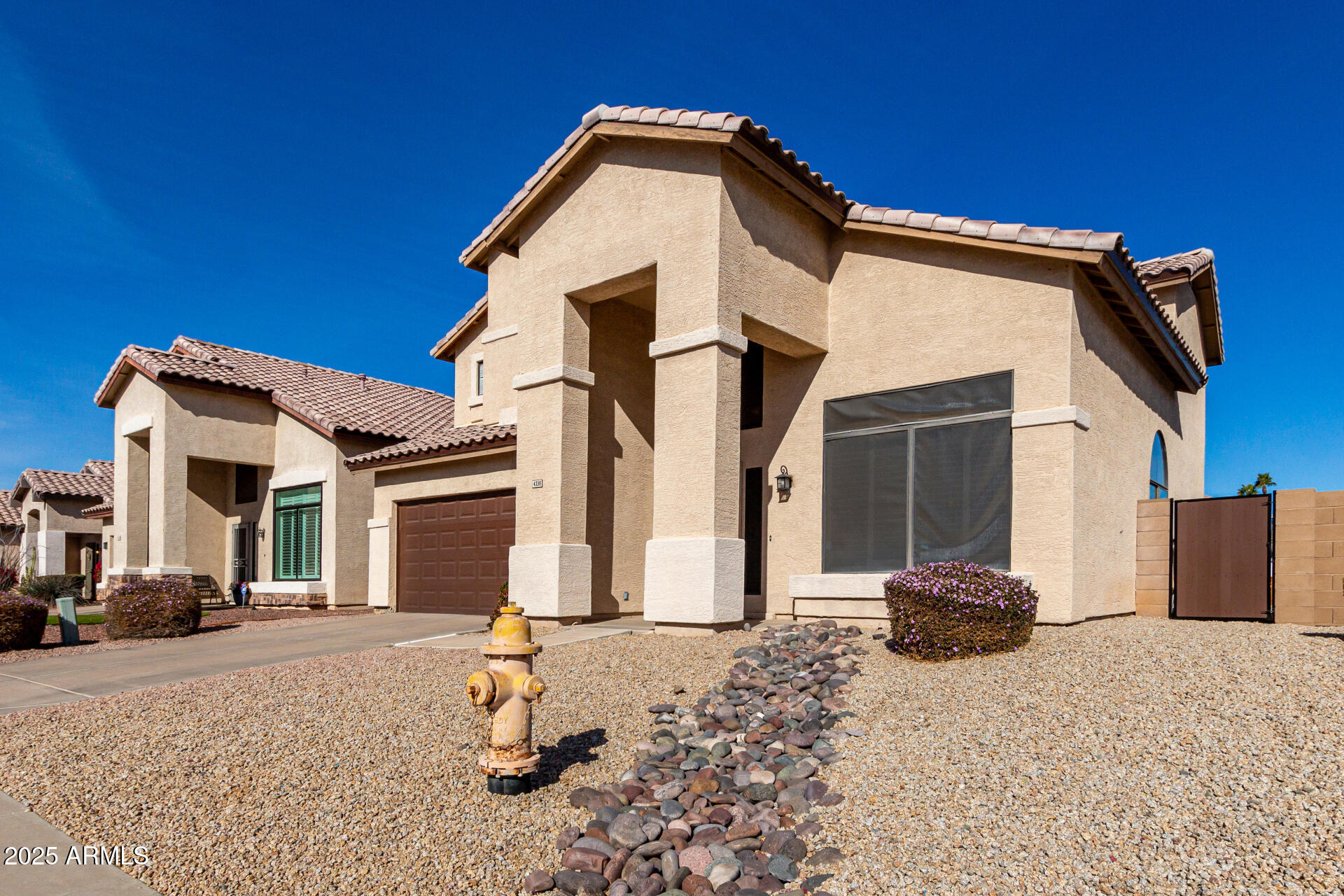 4338 E WOODRIDGE Drive