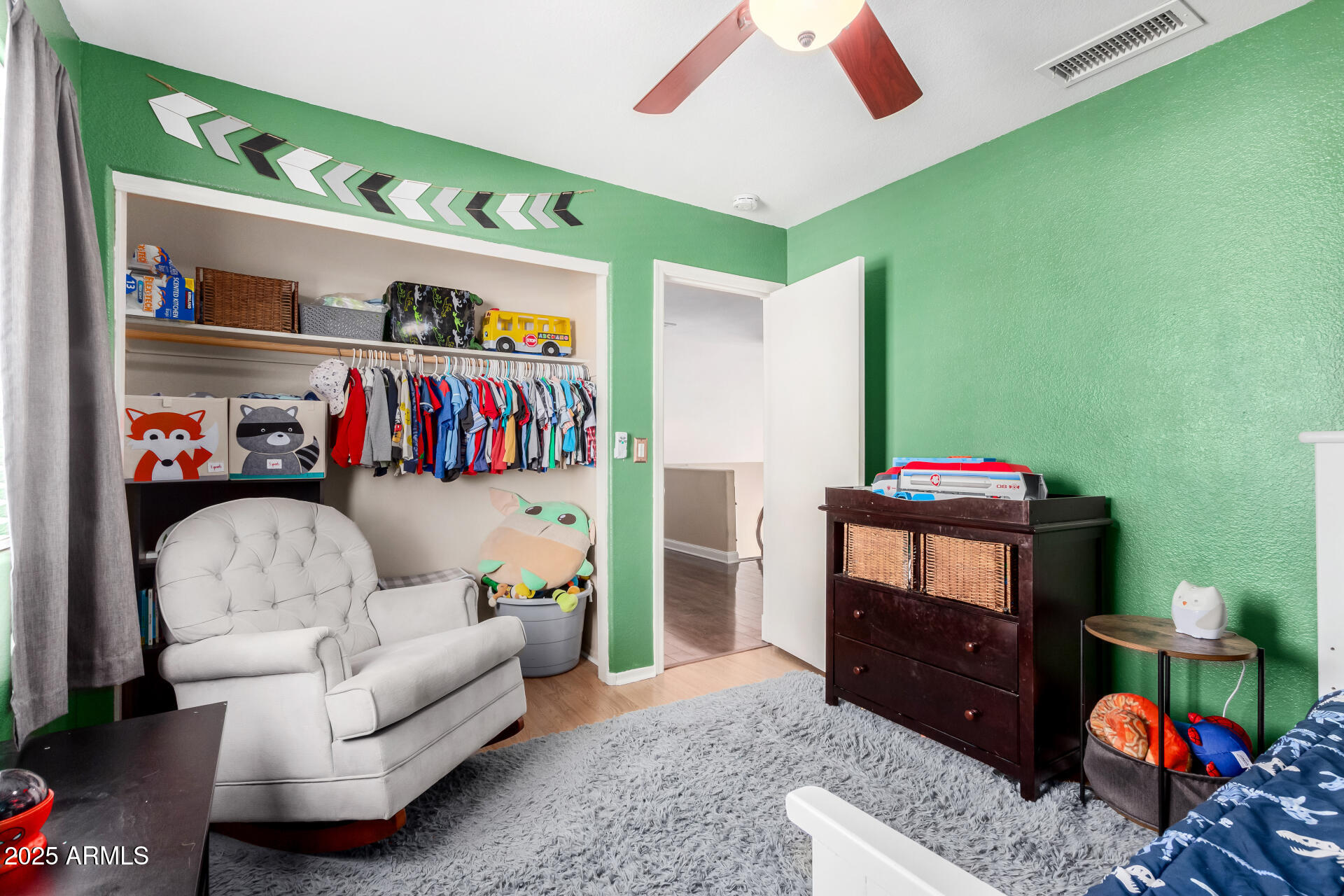 4338 E WOODRIDGE Drive