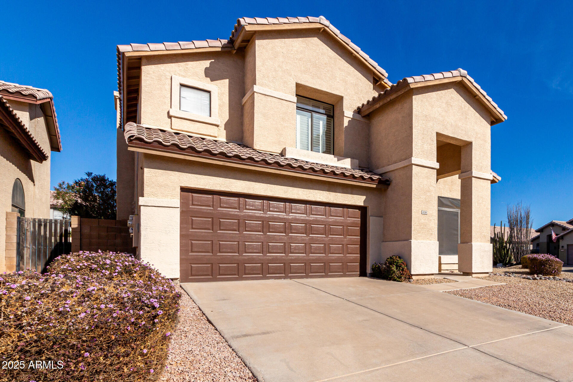 4338 E WOODRIDGE Drive