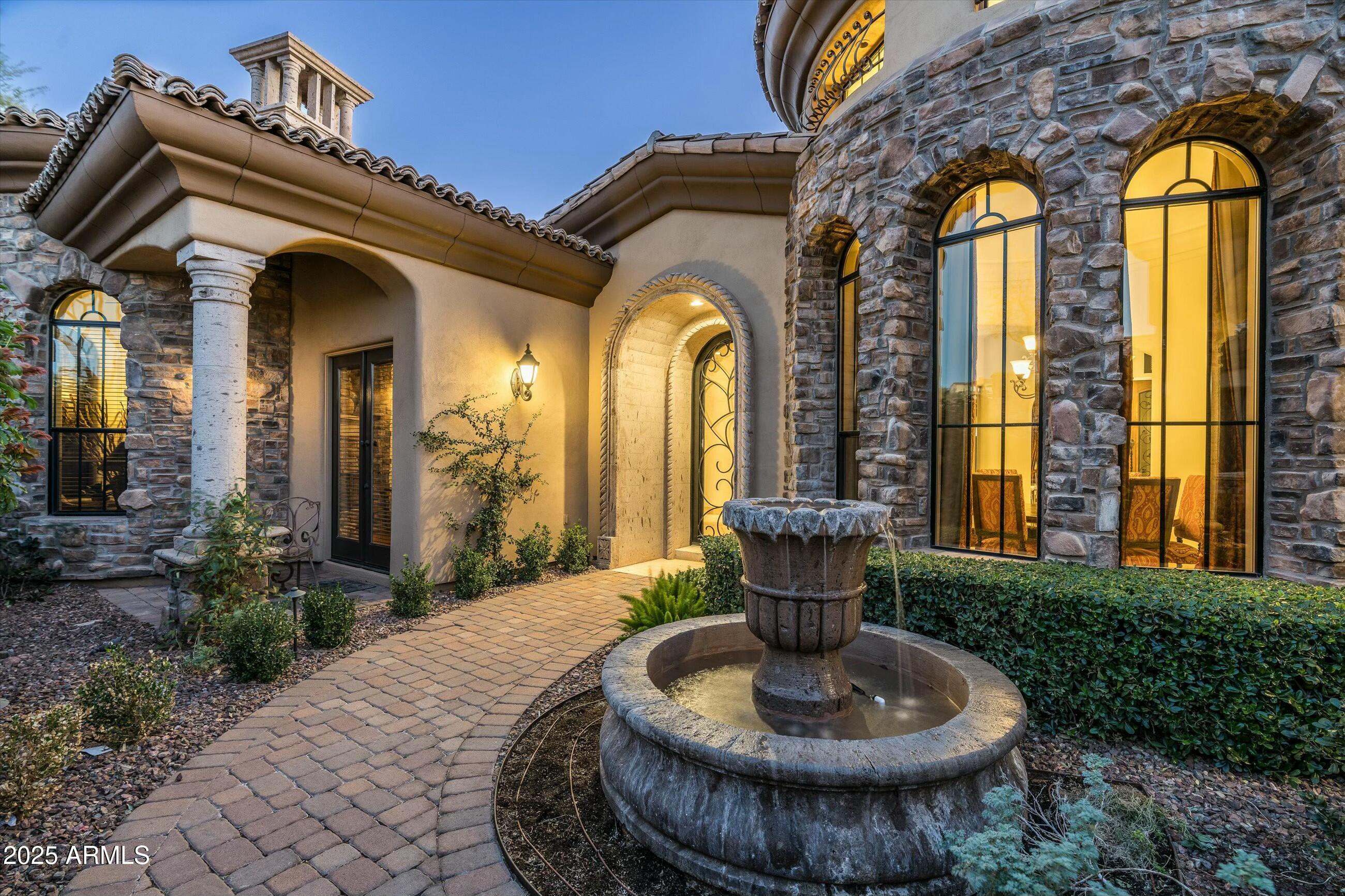 15402 E CRESTED BUTTE Trail, Fountain Hills