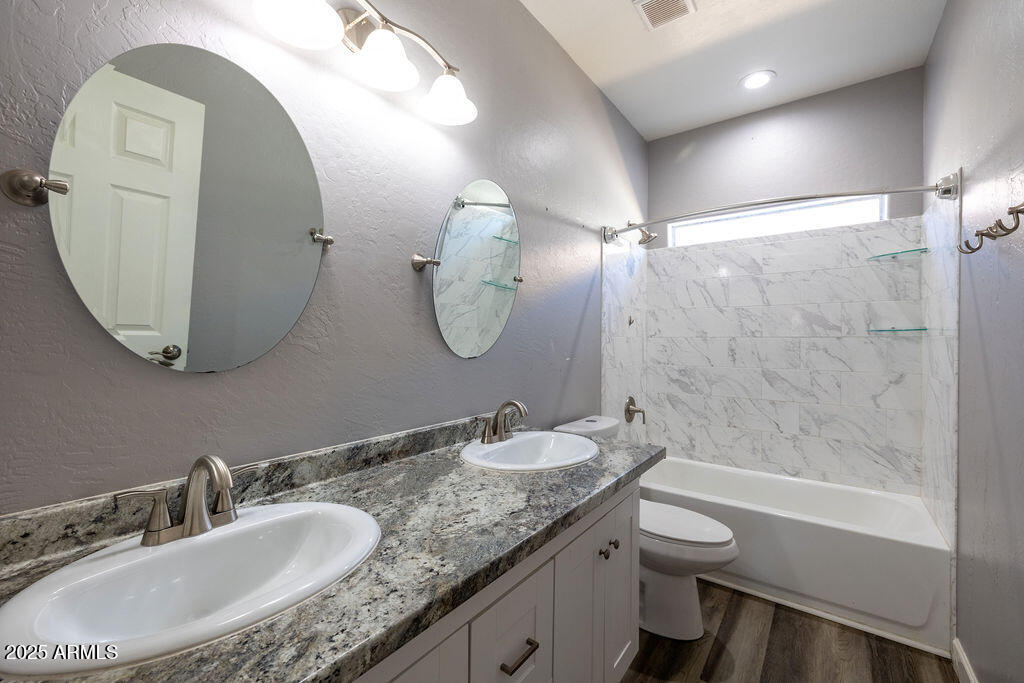 15431 W MAUI Lane