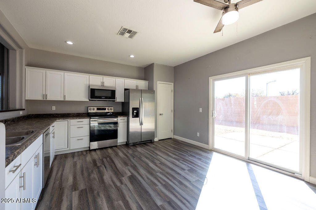 15431 W MAUI Lane
