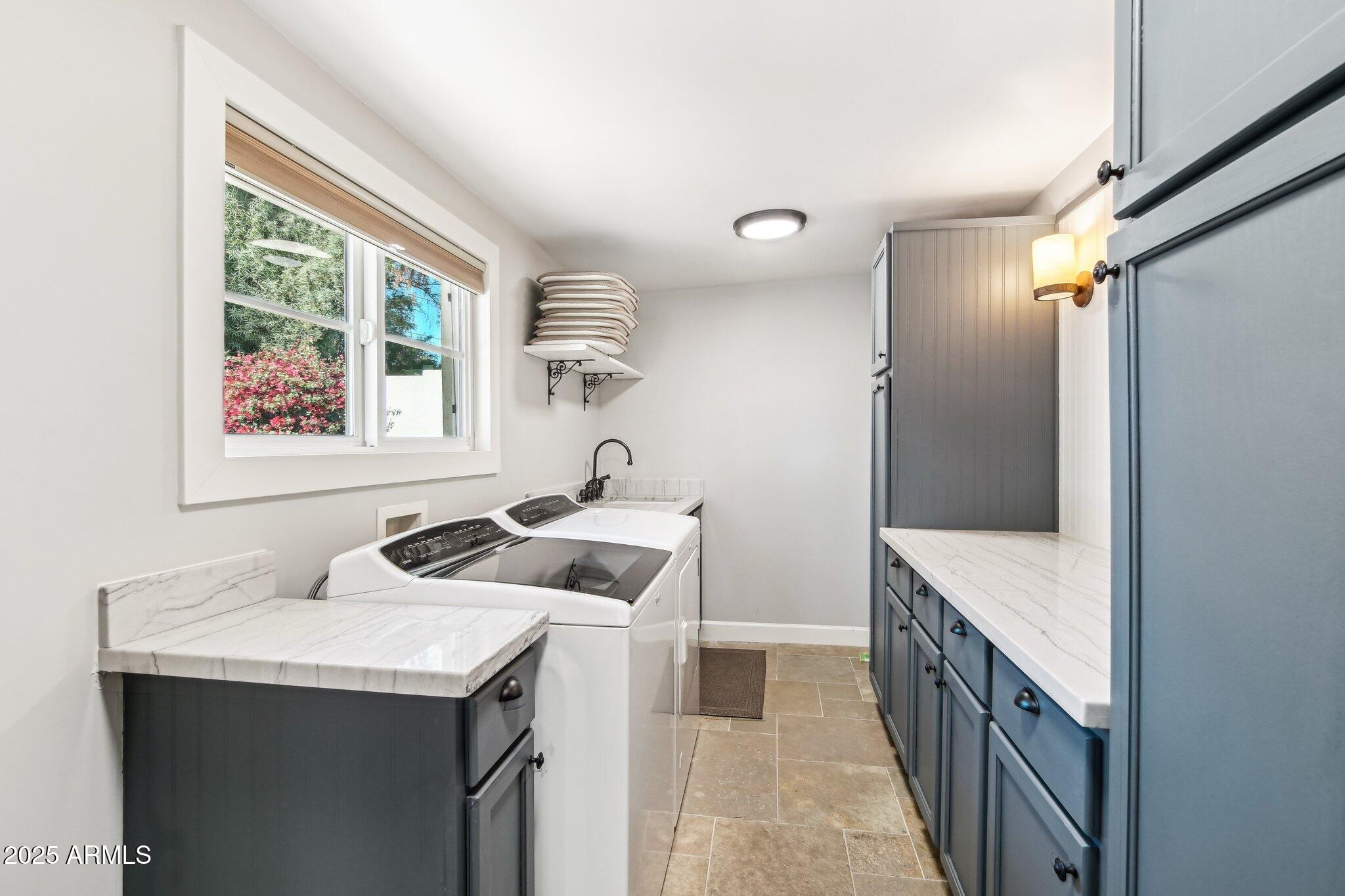 4591 E CALLE VENTURA --