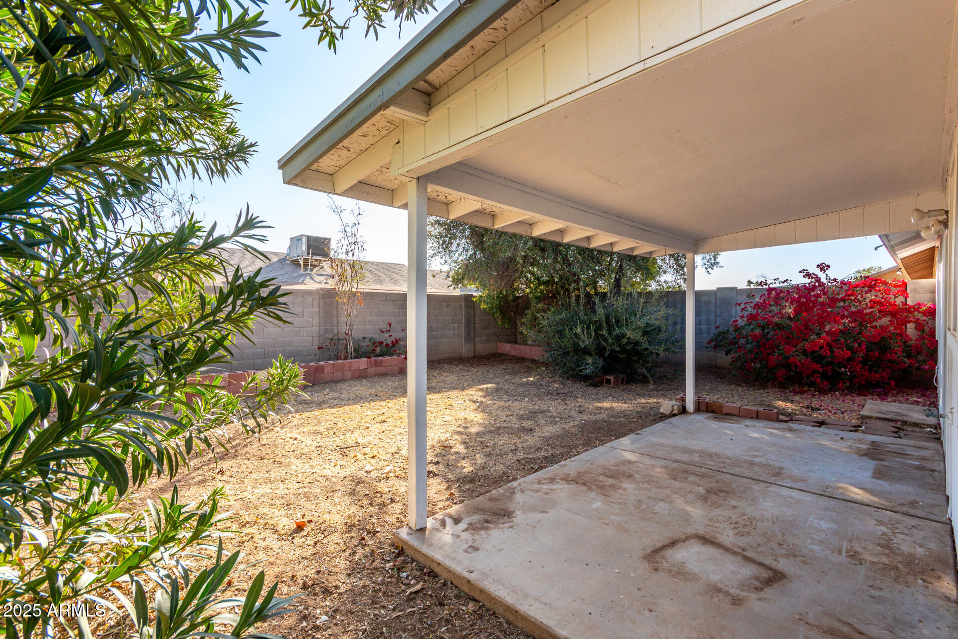 3009 W POTTER Drive