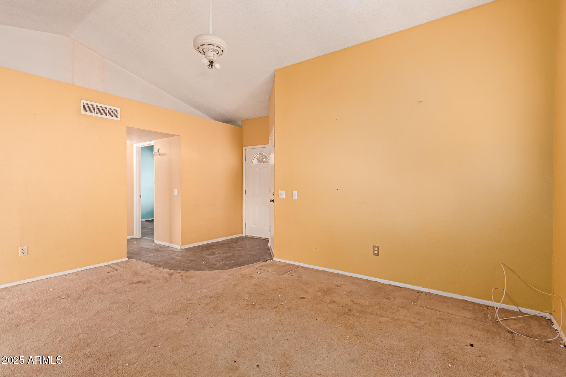 3009 W POTTER Drive