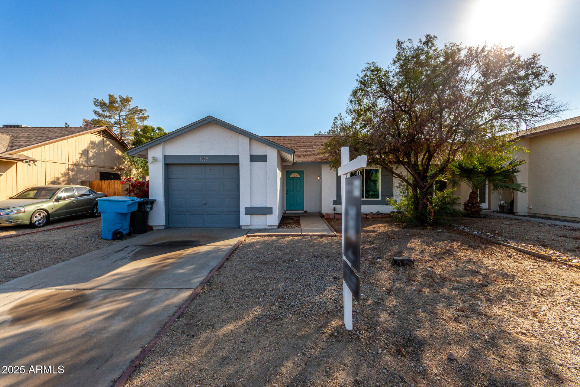 3009 W POTTER Drive