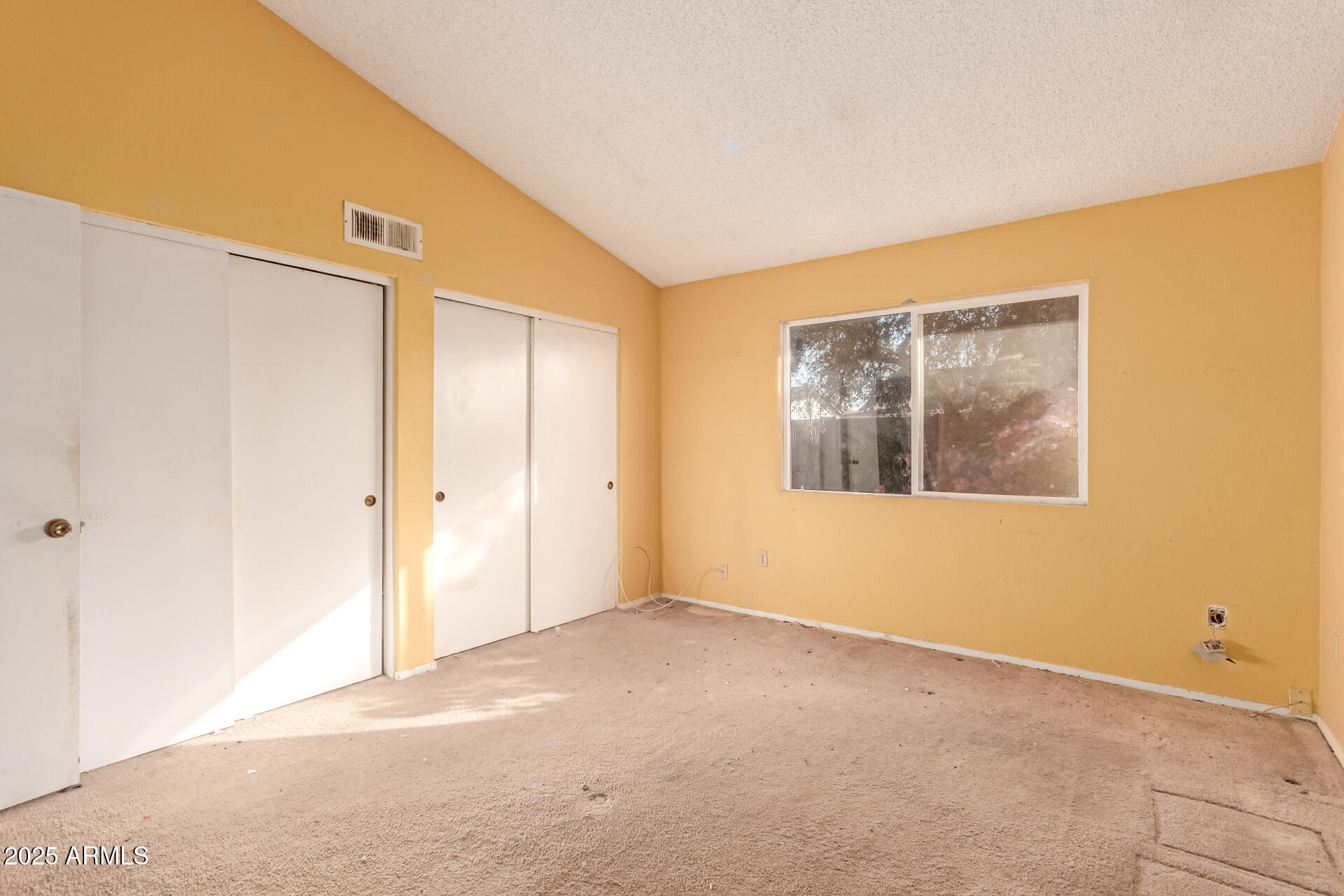 3009 W POTTER Drive
