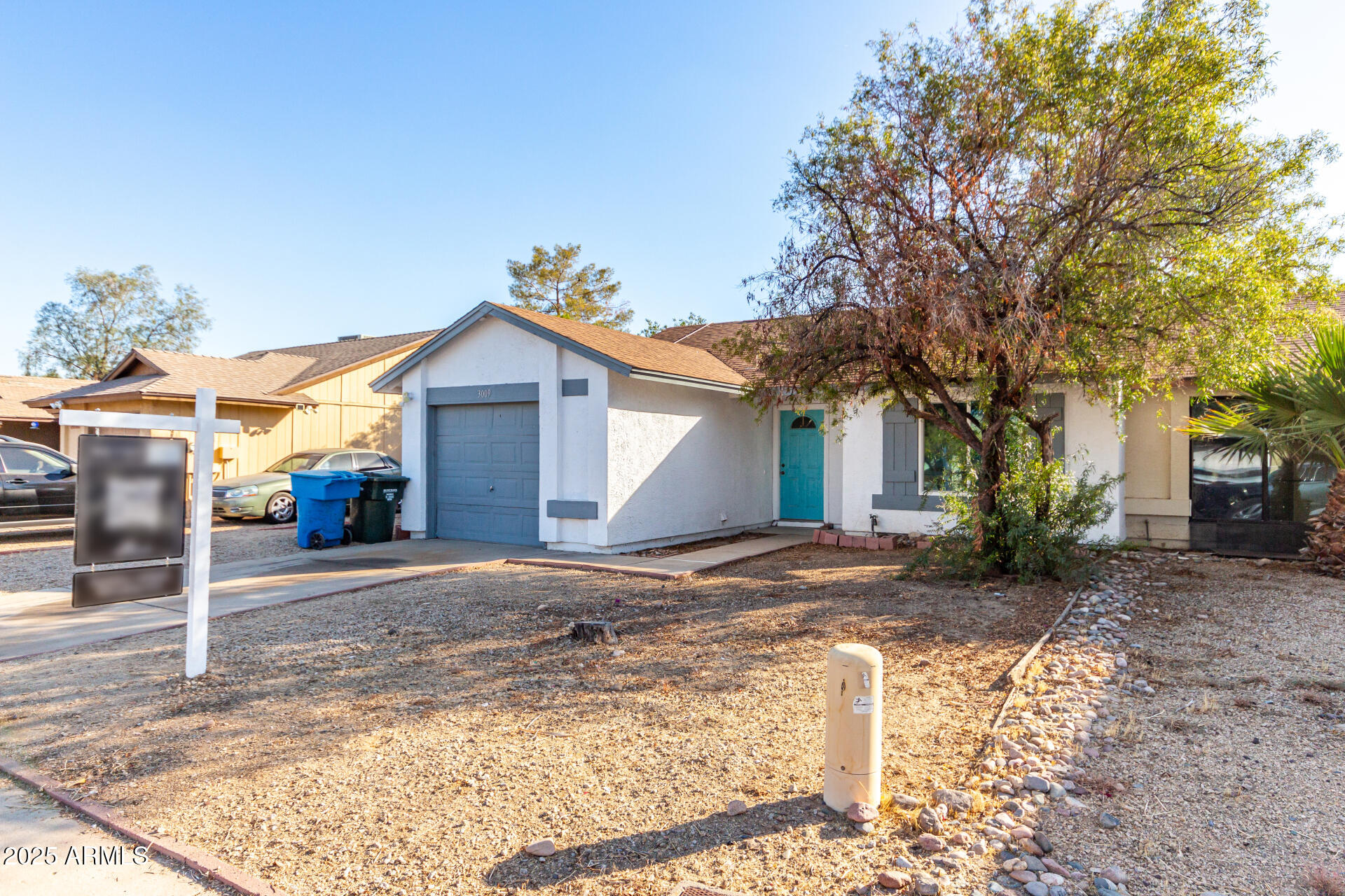 3009 W POTTER Drive