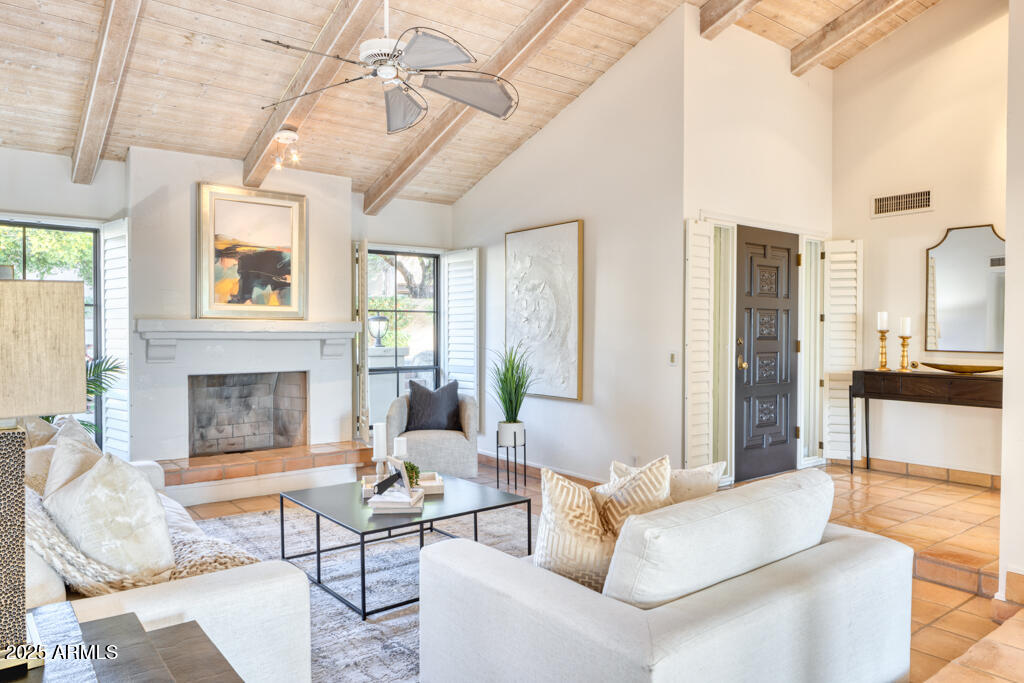 3117 E SIERRA MADRE Way