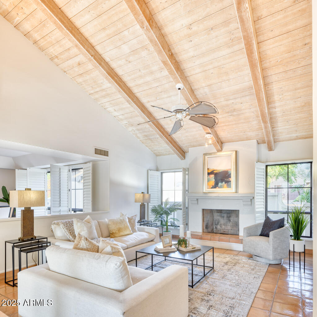 3117 E SIERRA MADRE Way