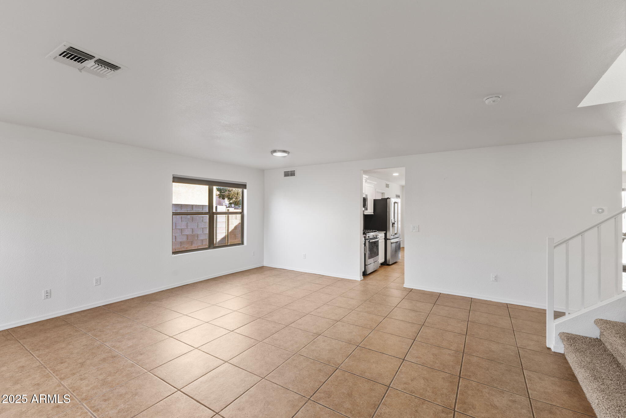 9405 W COOLIDGE Street
