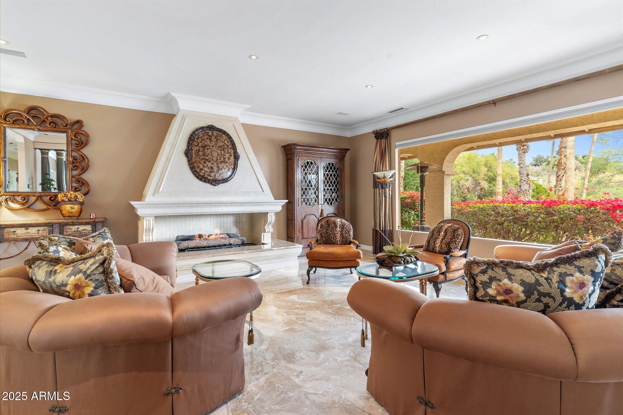 4541 E FOOTHILL Drive
