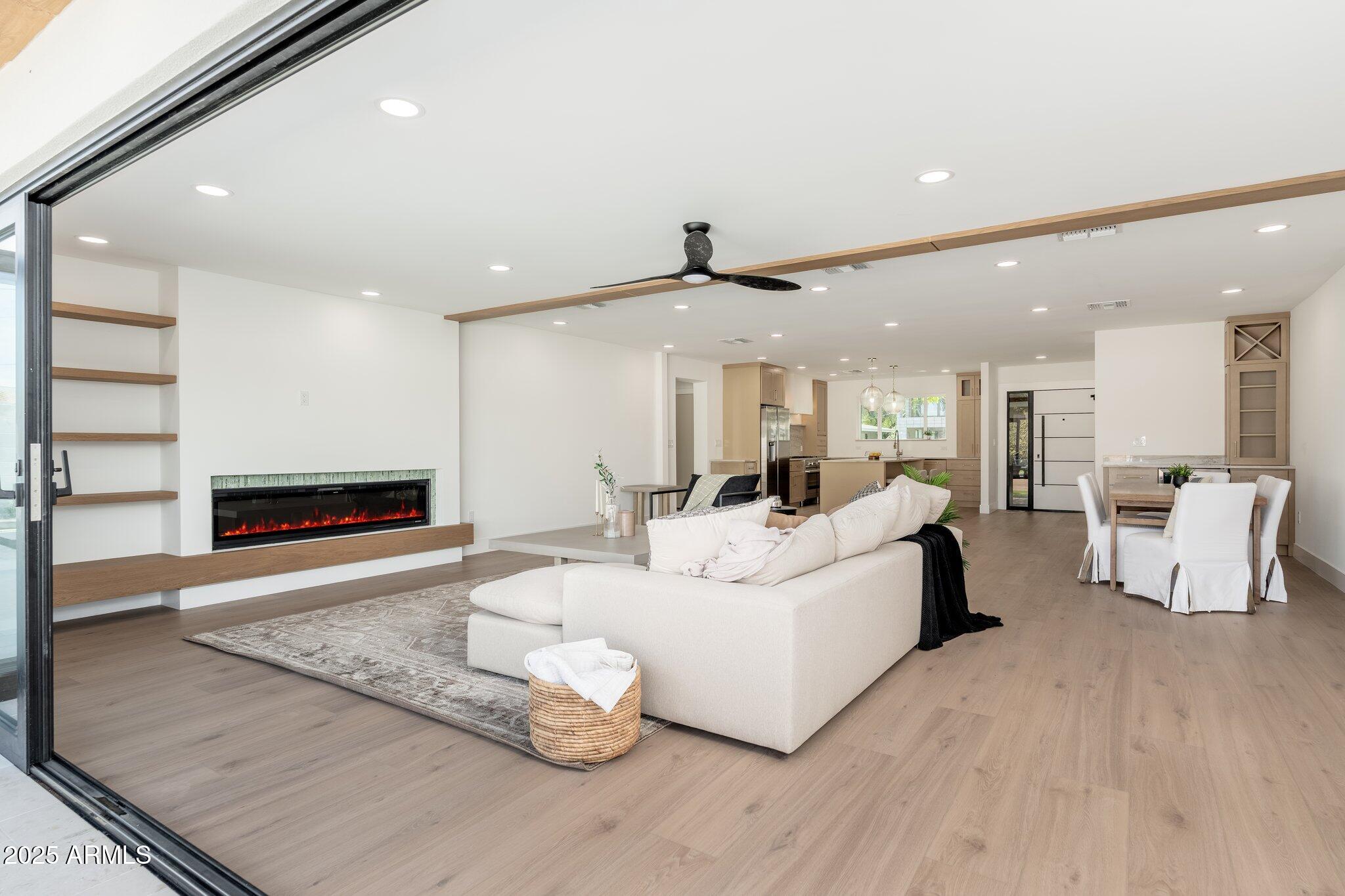 338 E ELM Street