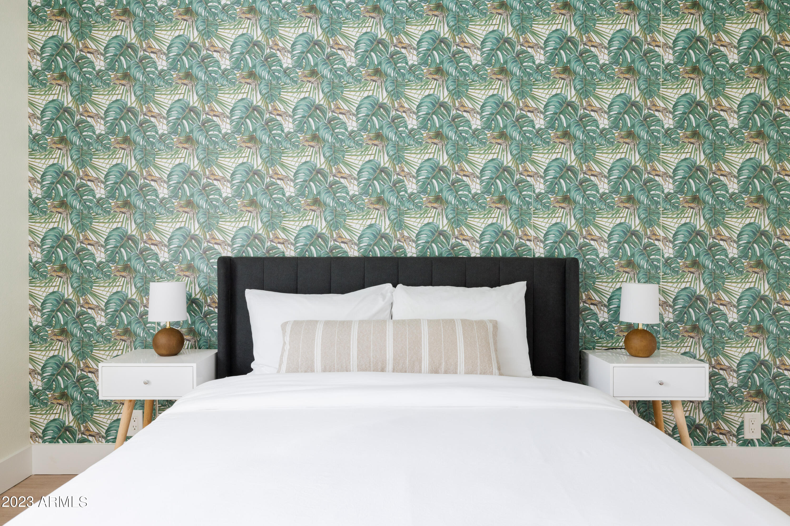 5366 E JUNIPER Avenue