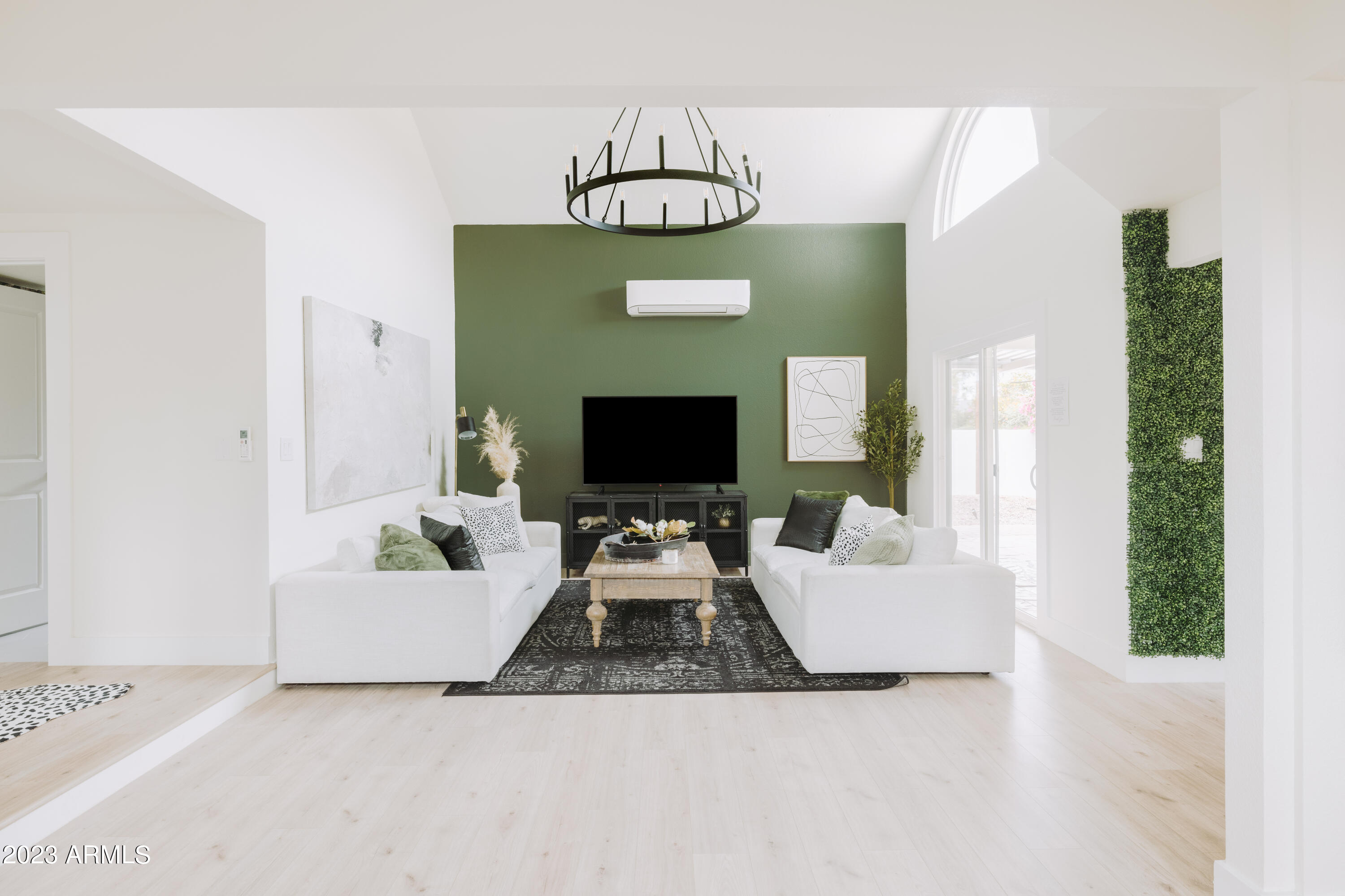 5366 E JUNIPER Avenue