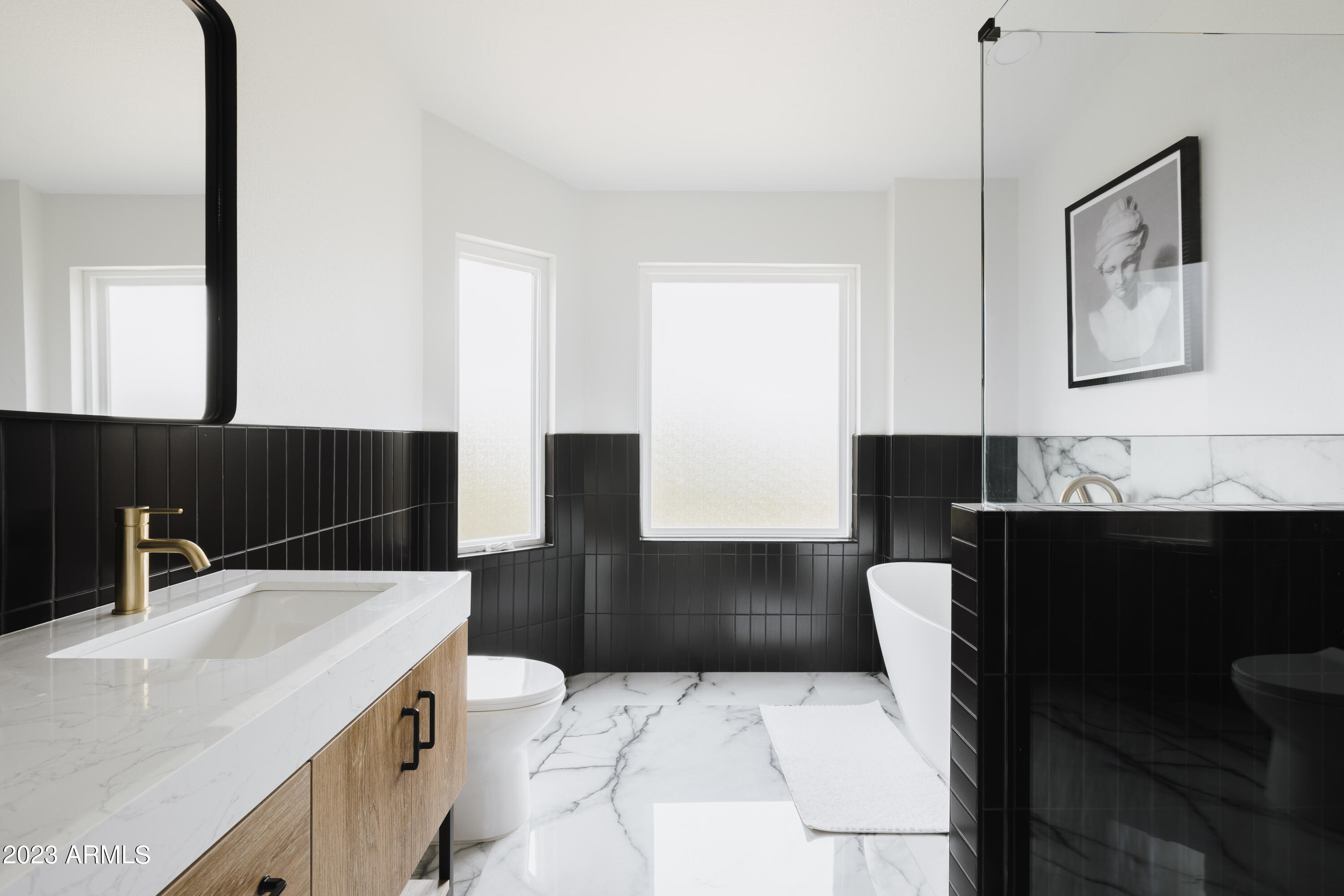 5366 E JUNIPER Avenue