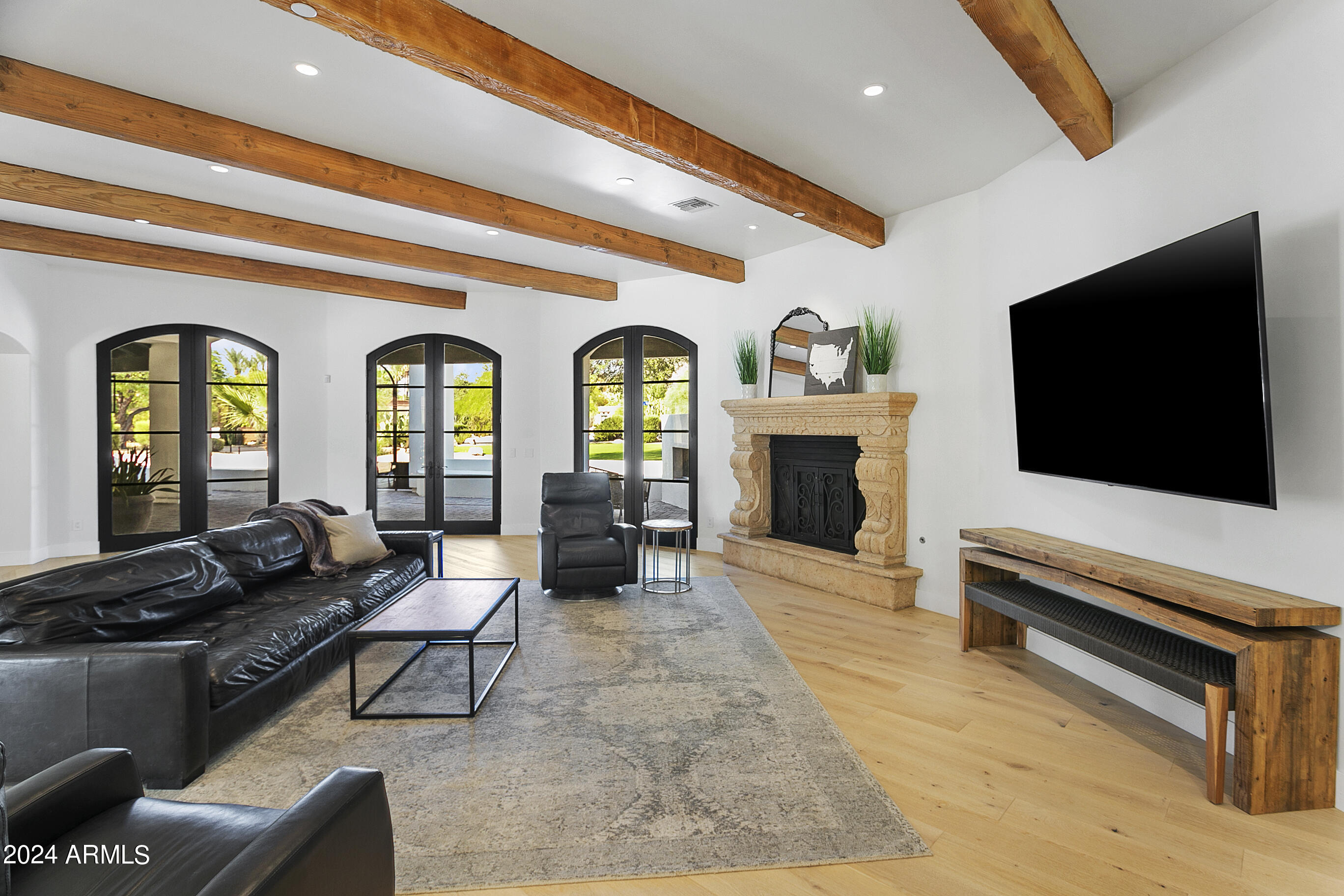 6718 E San Juan Avenue