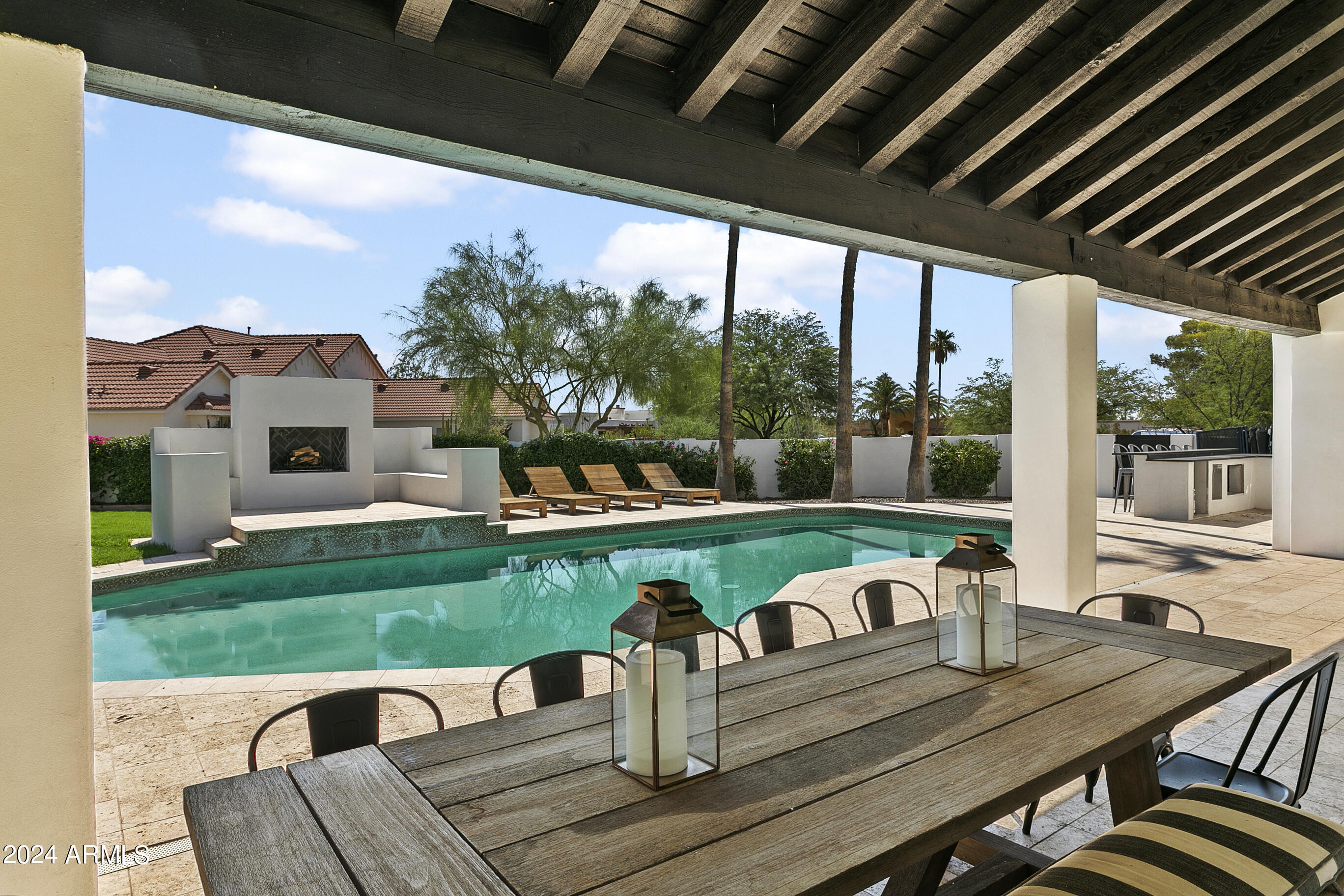 6718 E San Juan Avenue