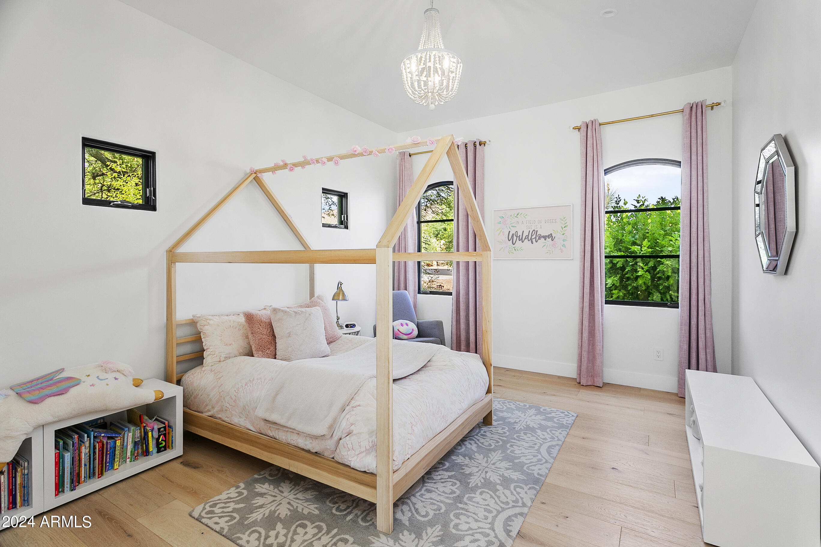 6718 E San Juan Avenue