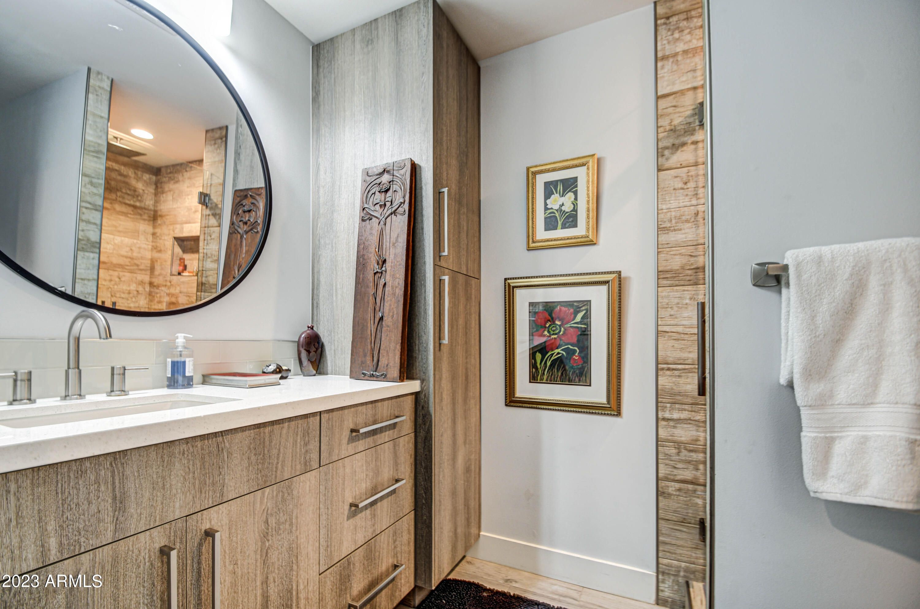 5674 N 12TH Street, Phoenix