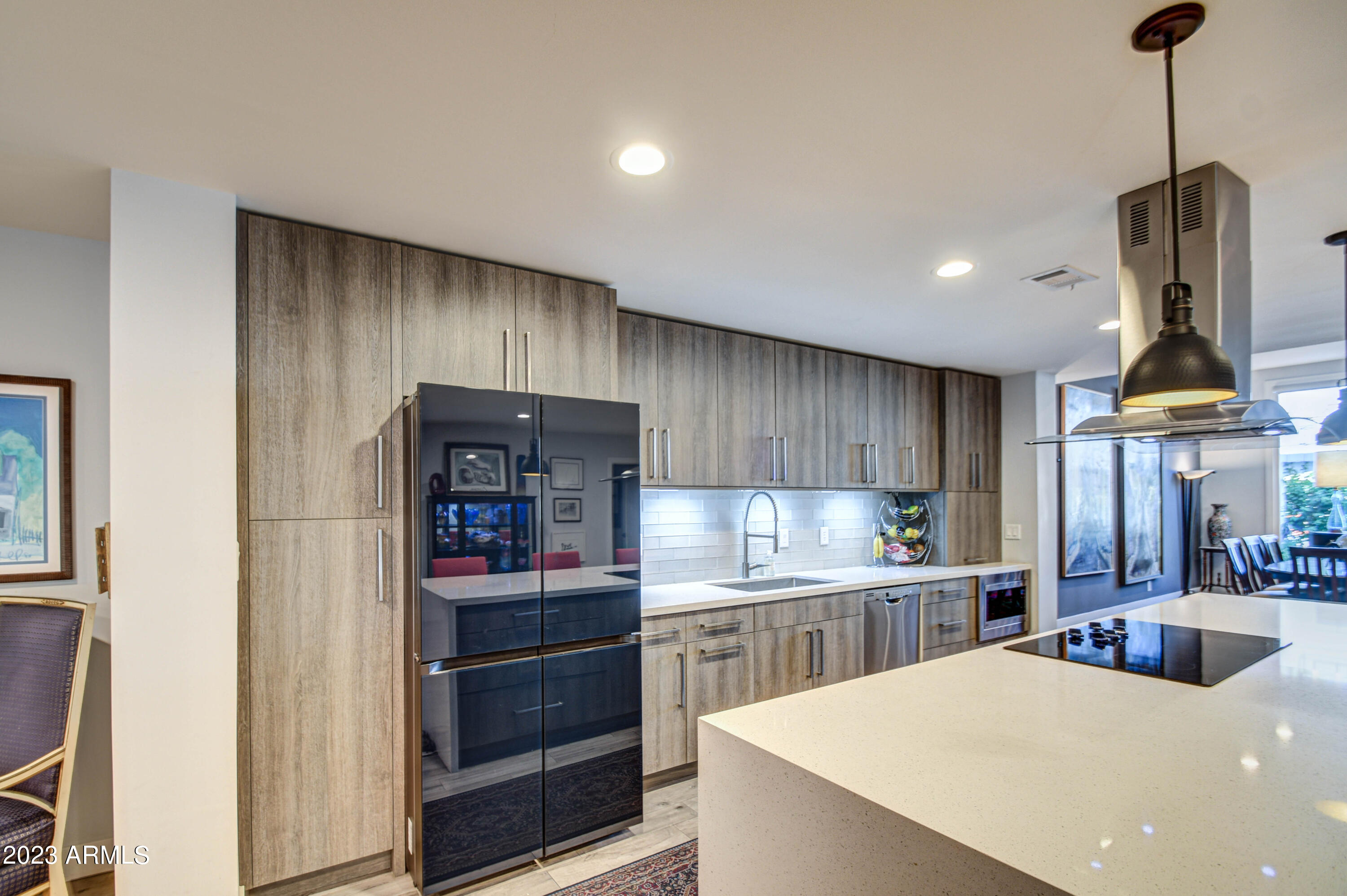 5674 N 12TH Street, Phoenix