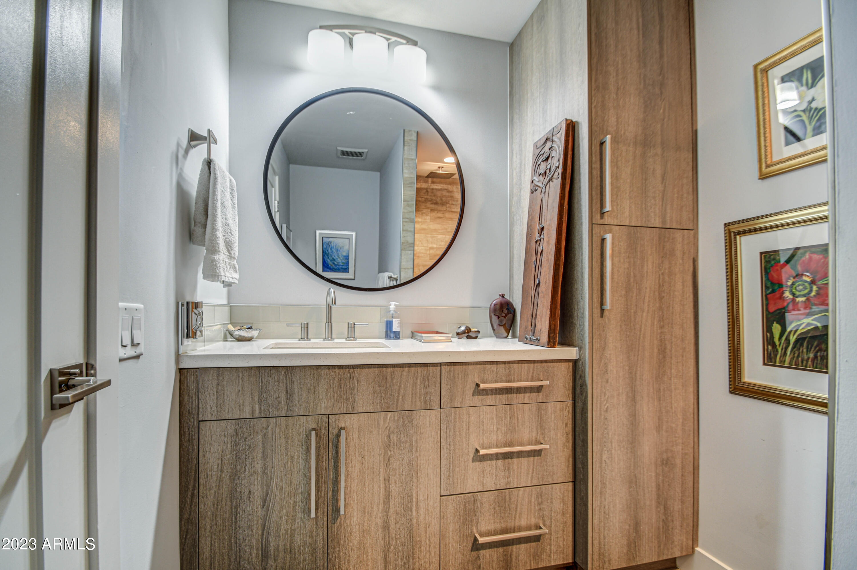 5674 N 12TH Street, Phoenix