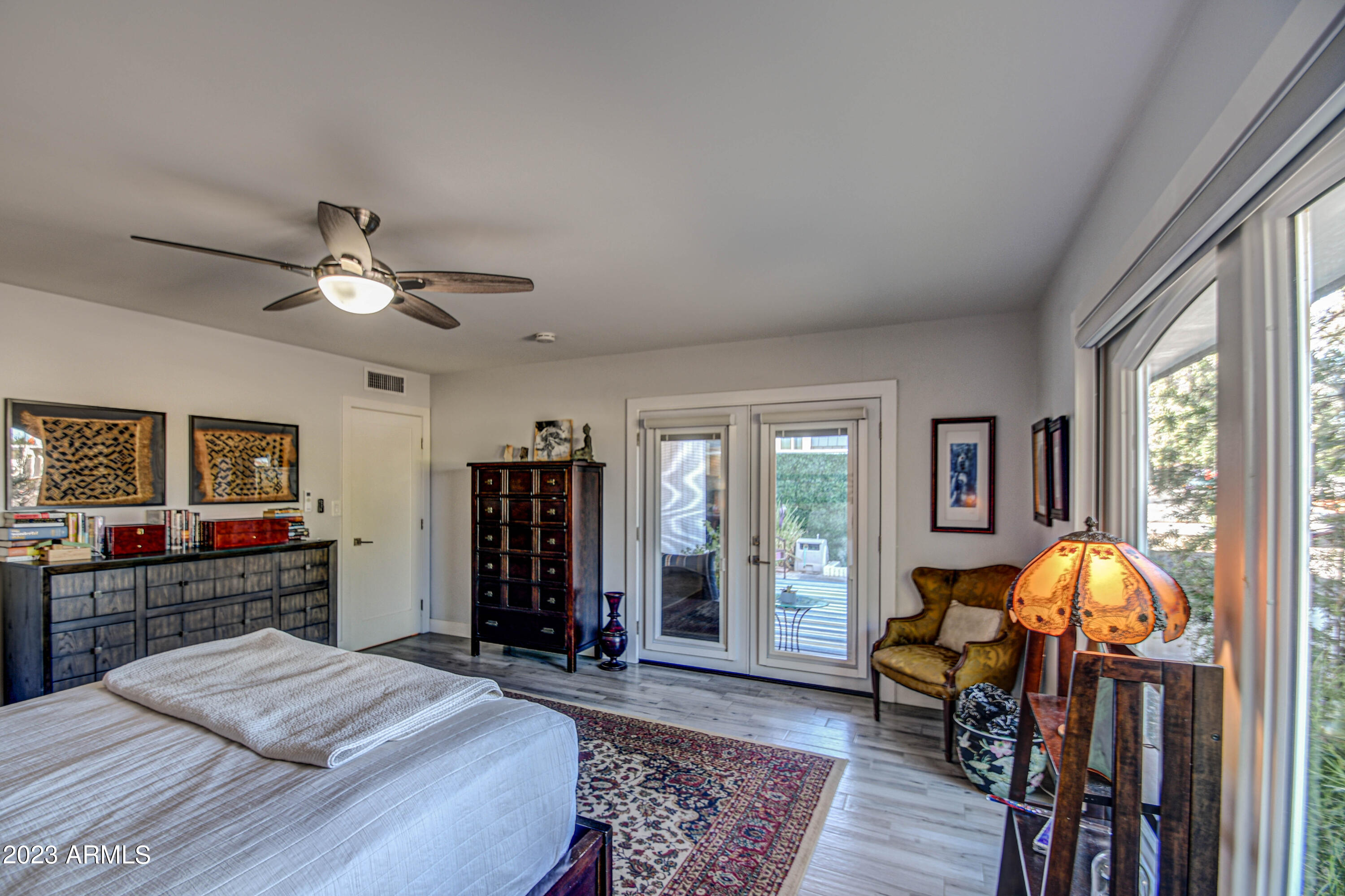 5674 N 12TH Street, Phoenix