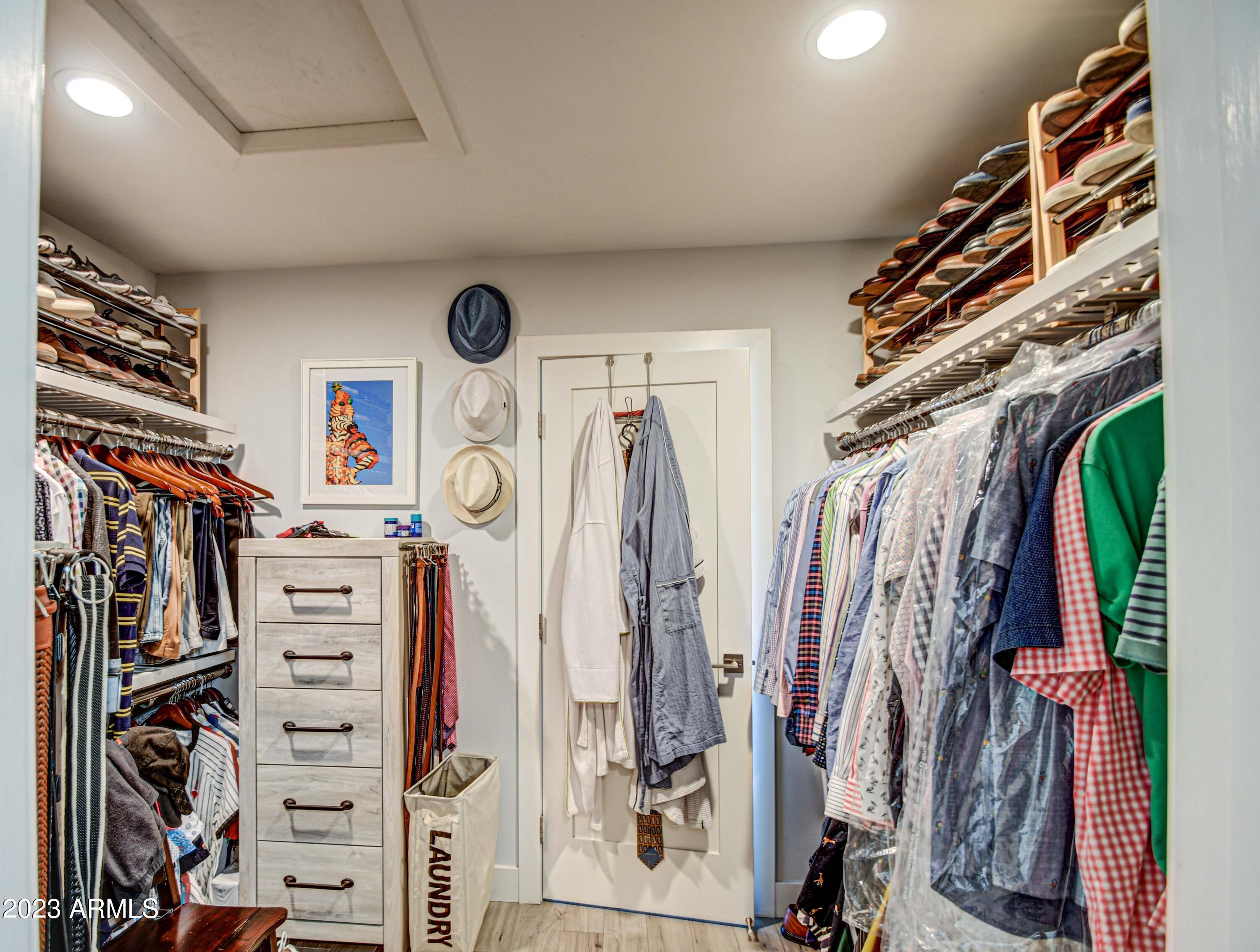 5674 N 12TH Street, Phoenix