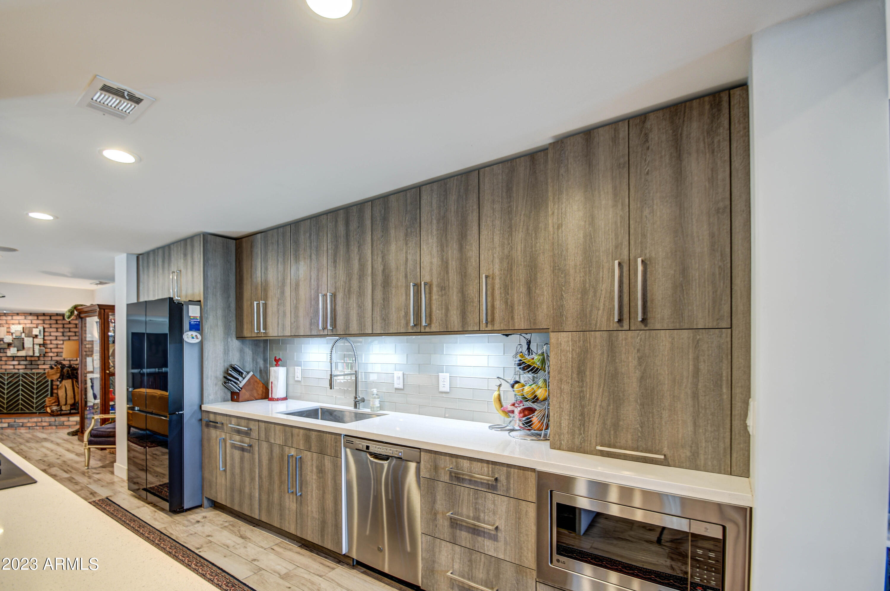 5674 N 12TH Street, Phoenix