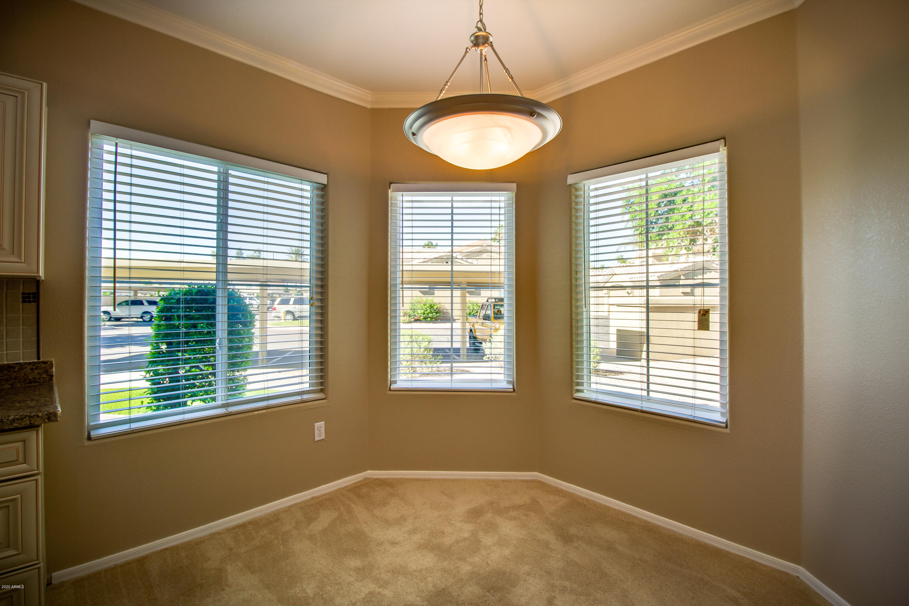 5335 E SHEA Boulevard 1051