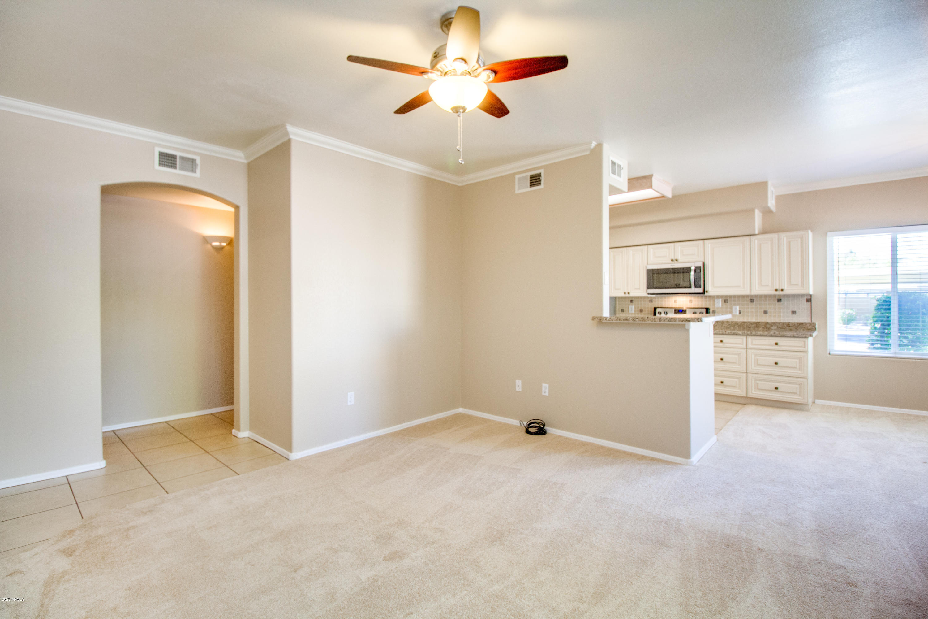 5335 E SHEA Boulevard 1051