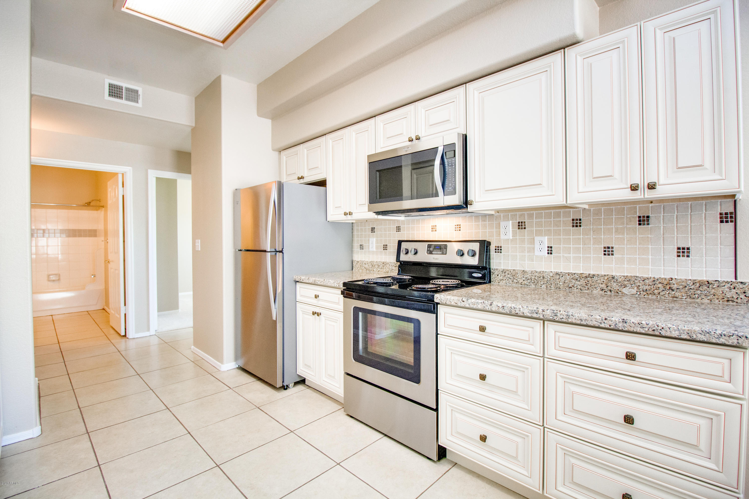 5335 E SHEA Boulevard 1051