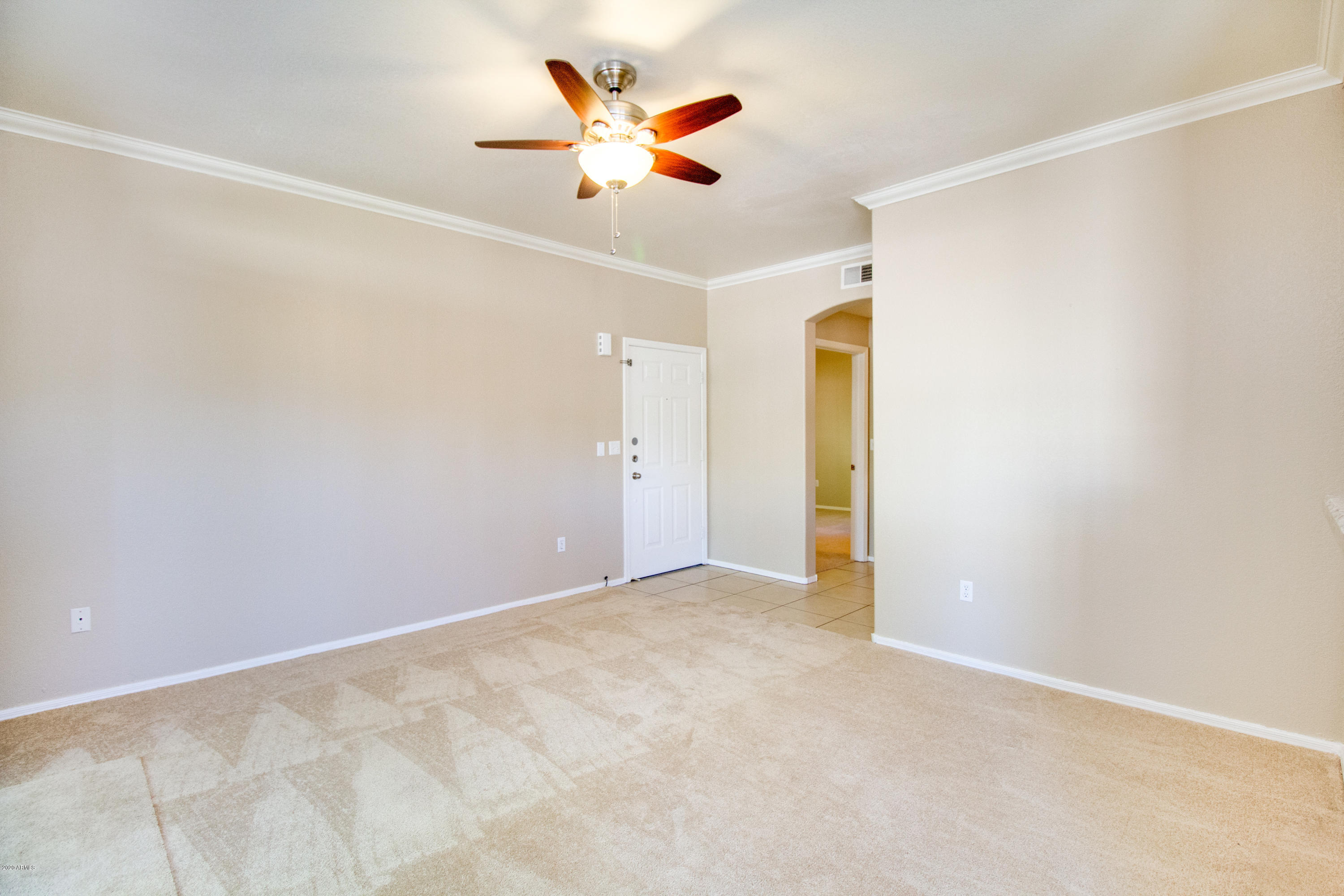 5335 E SHEA Boulevard 1051