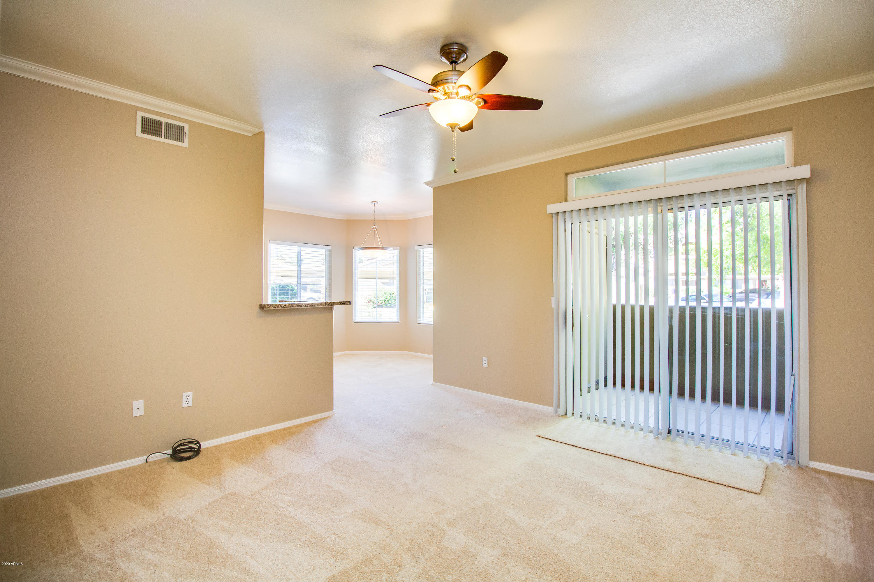 5335 E SHEA Boulevard 1051