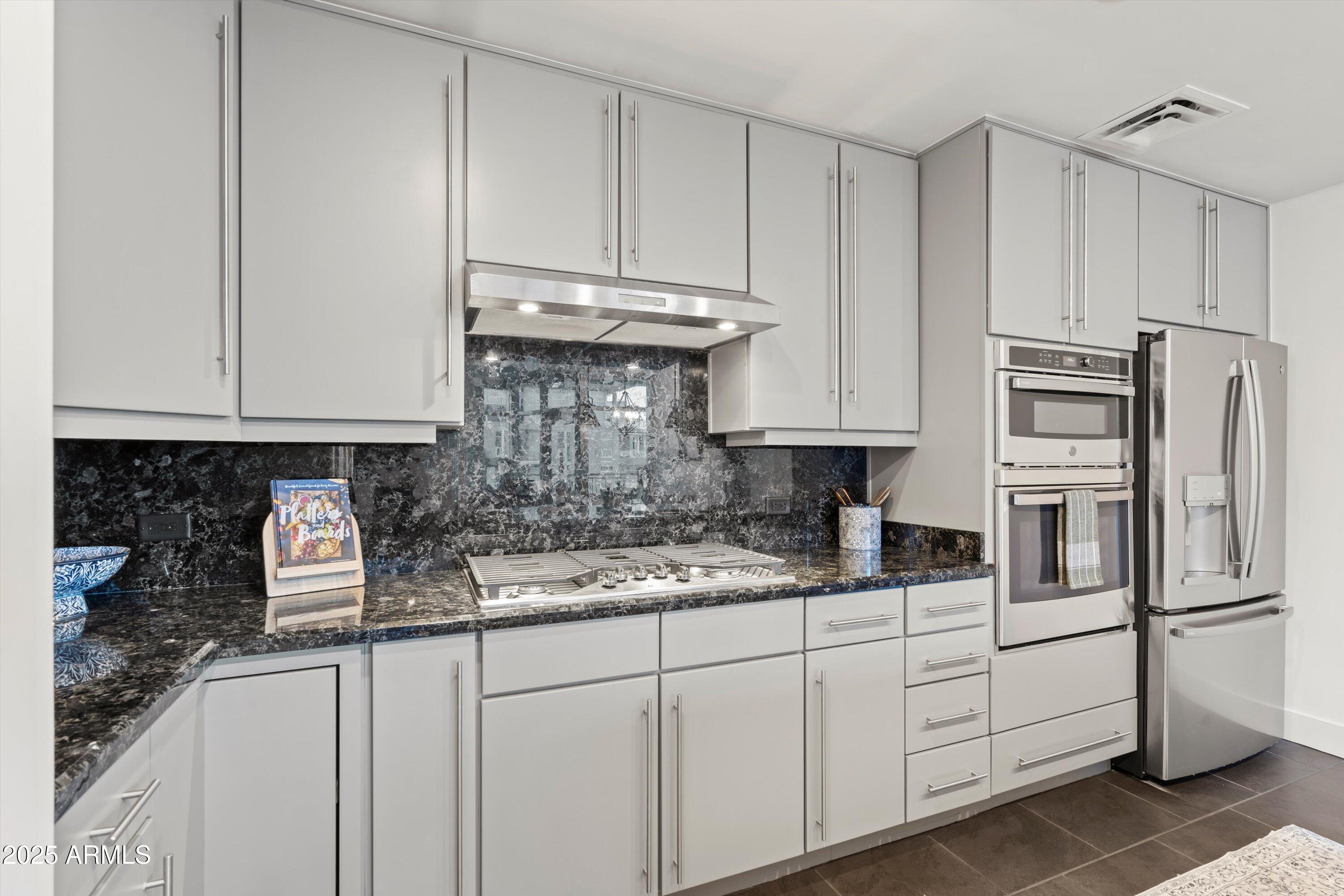 120 E RIO SALADO Parkway # 602