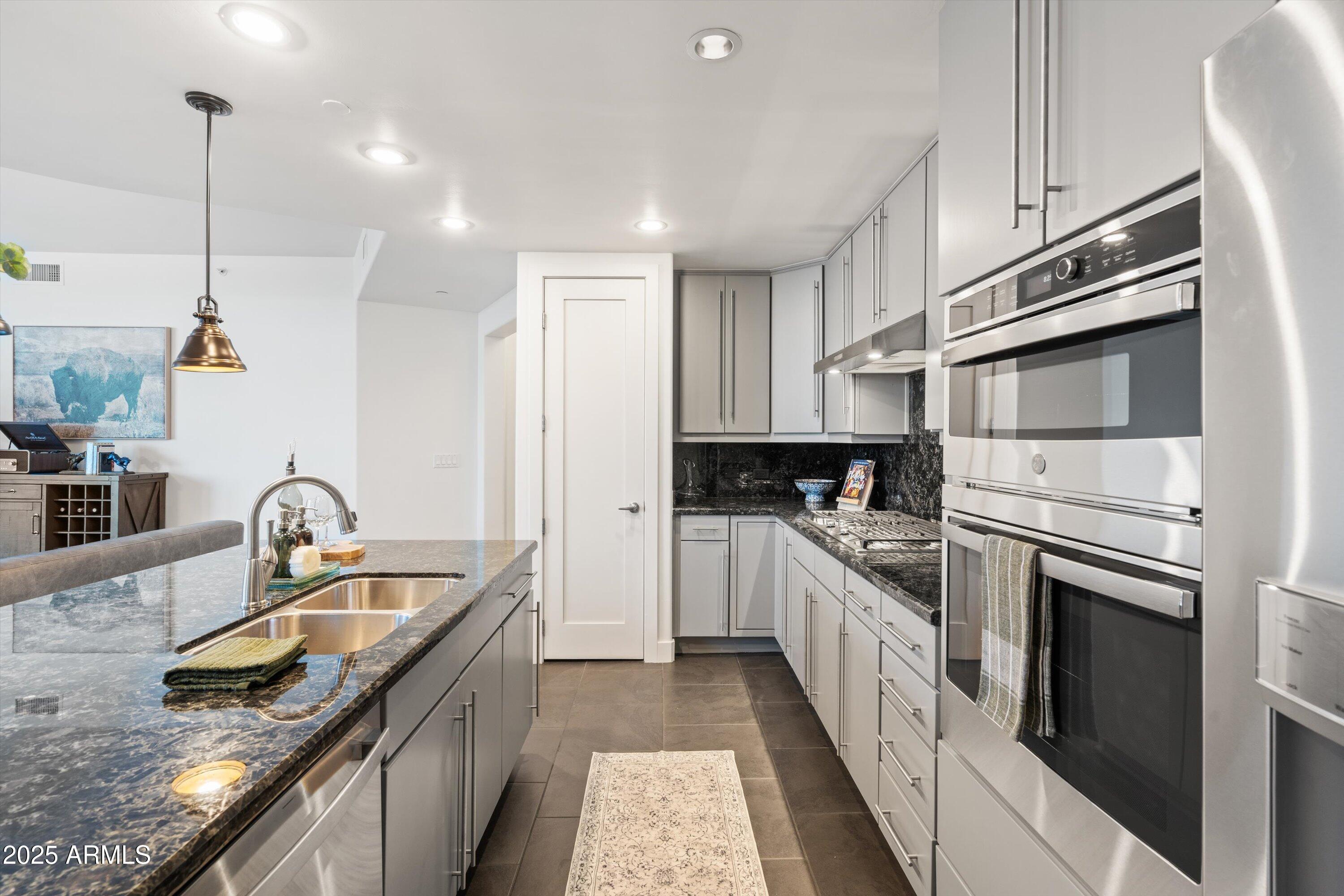 120 E RIO SALADO Parkway # 602