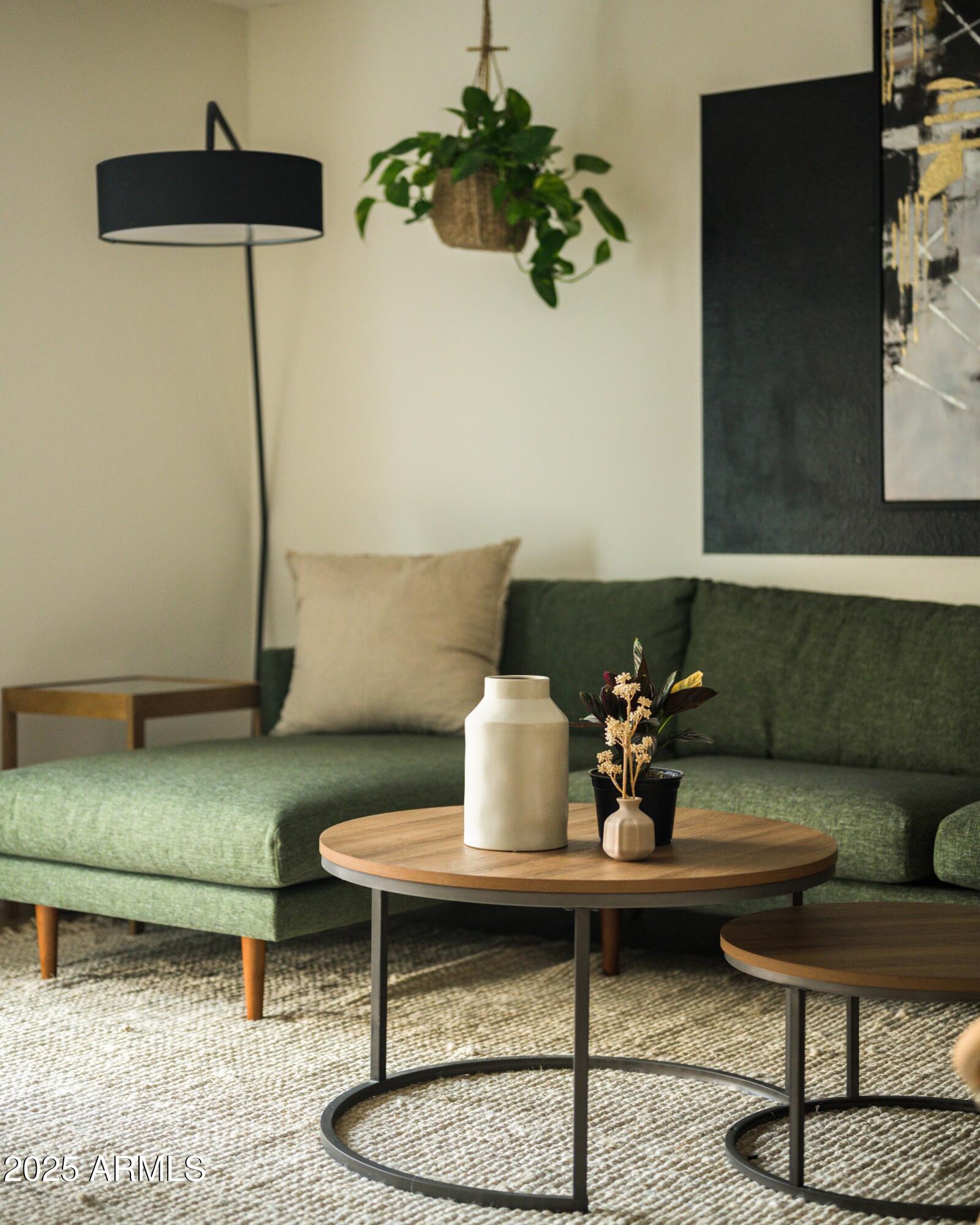 8740 E MULBERRY Street