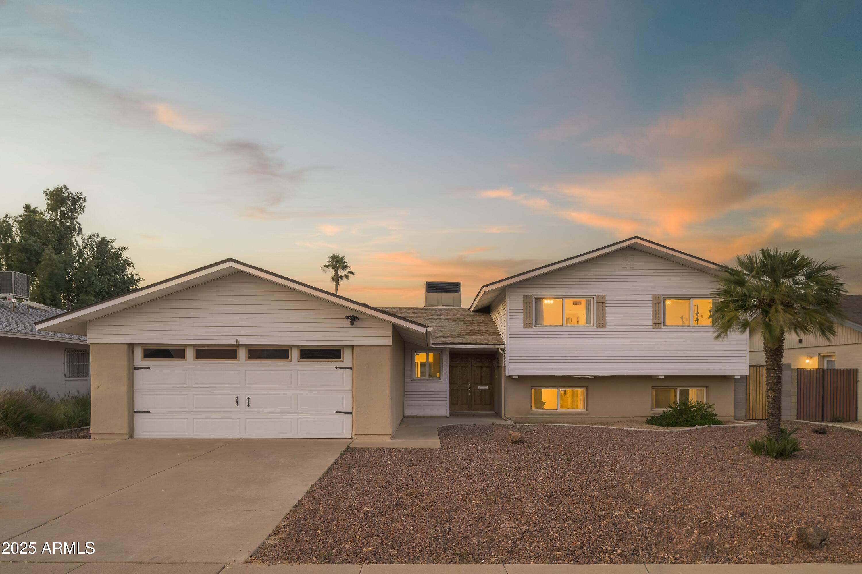 8740 E MULBERRY Street