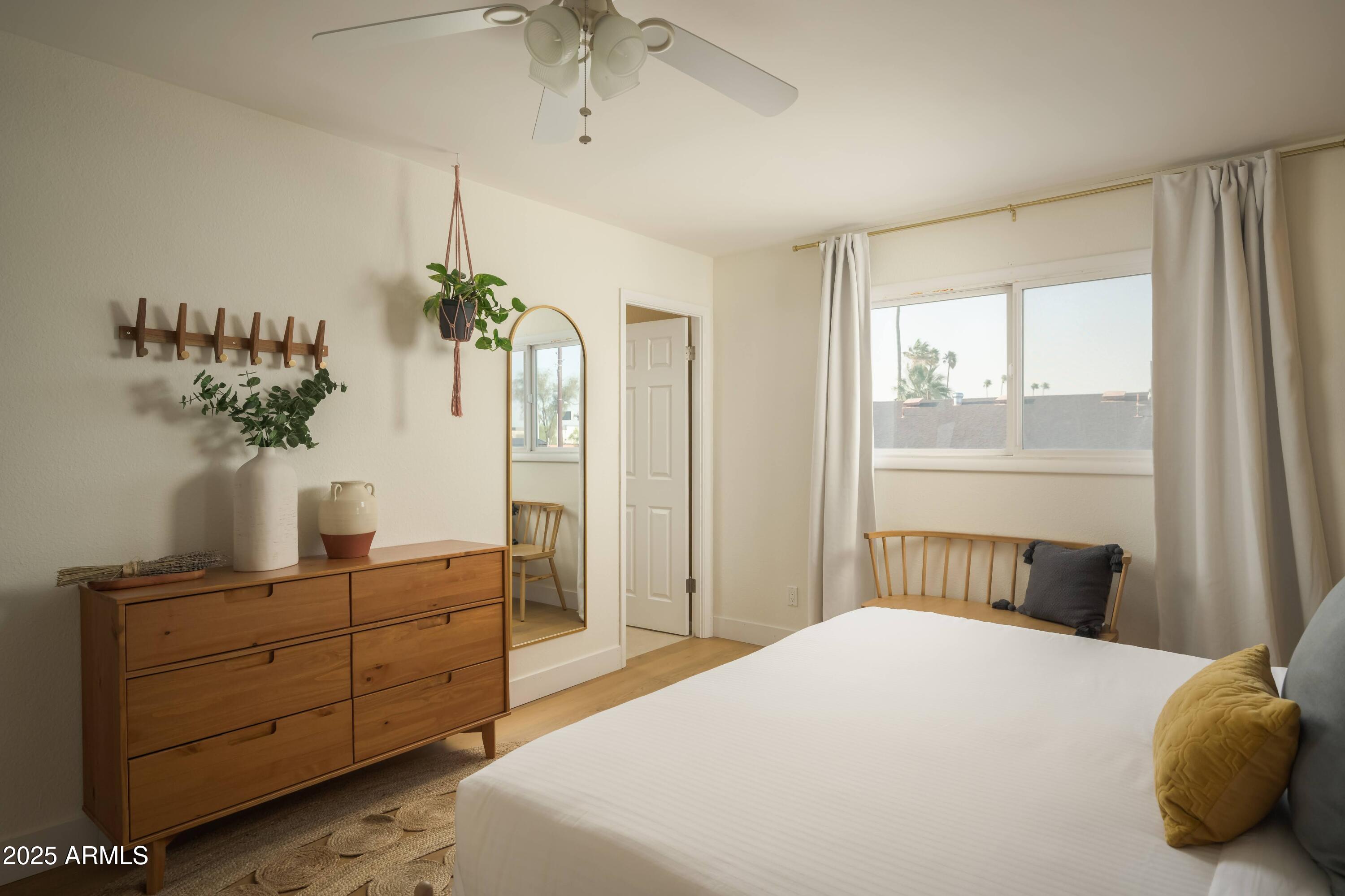 8740 E MULBERRY Street