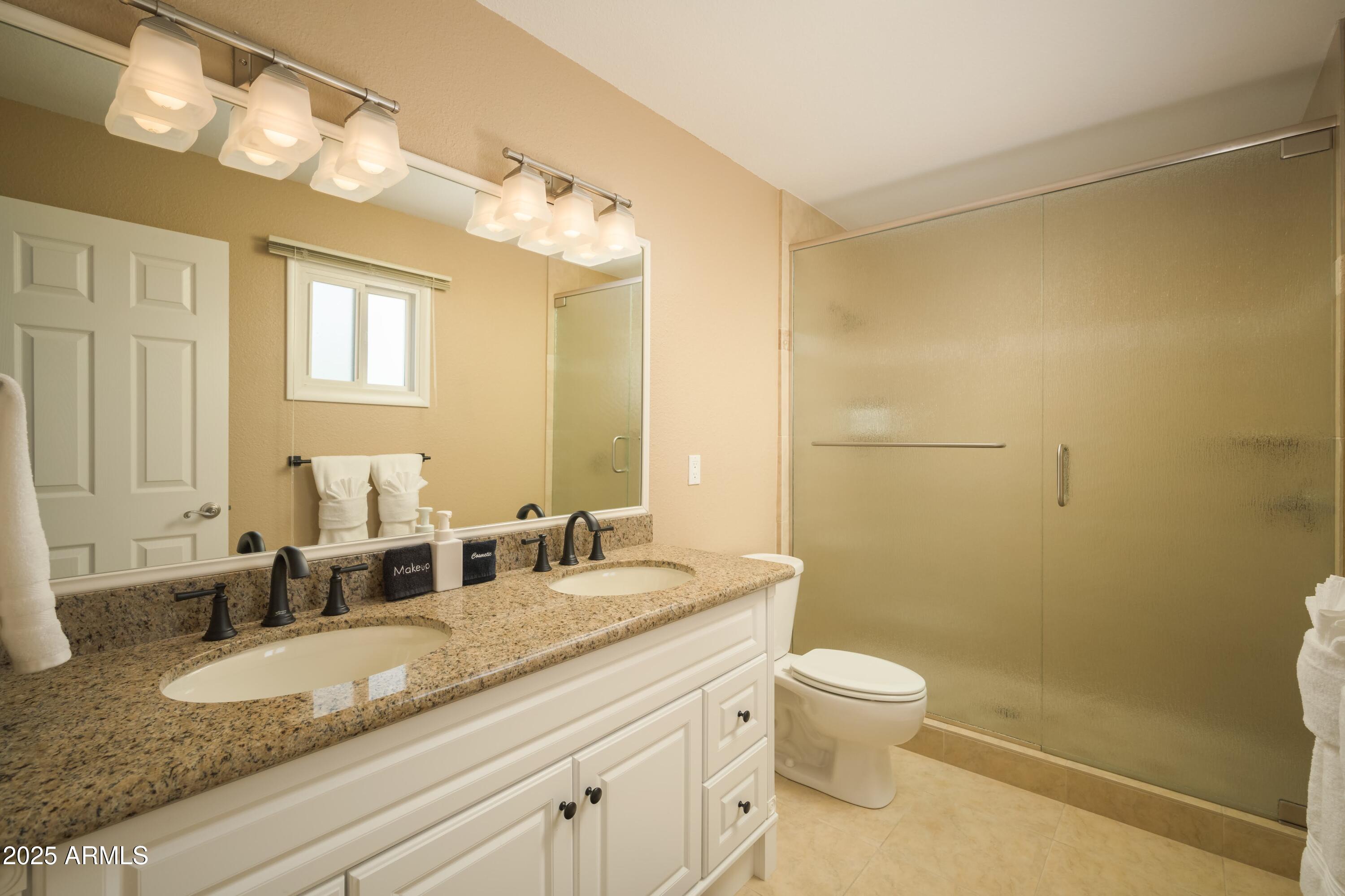 8740 E MULBERRY Street