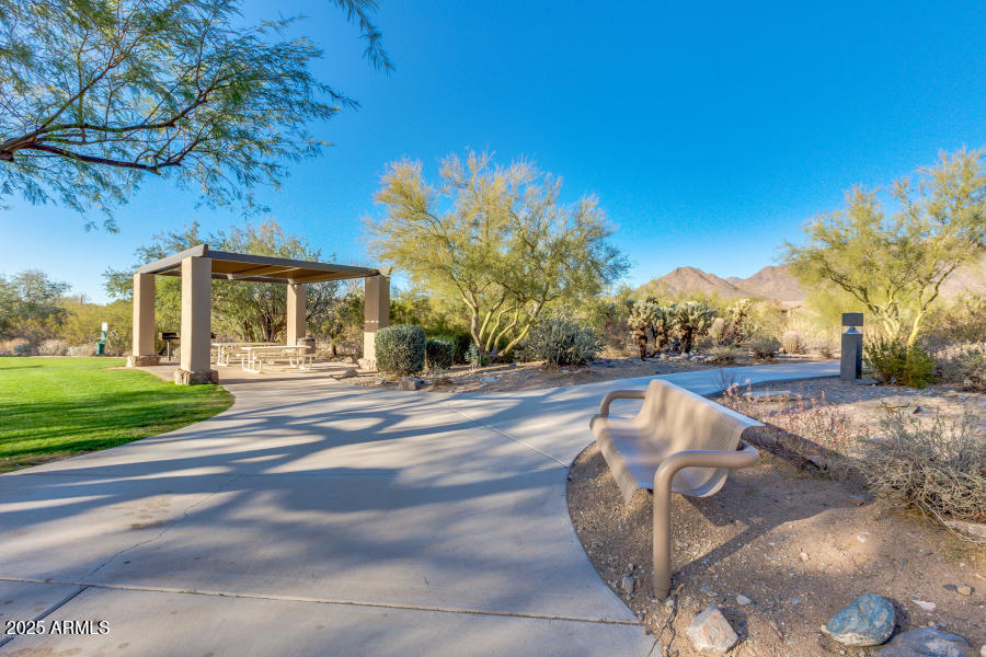10215 E HILLERY Drive