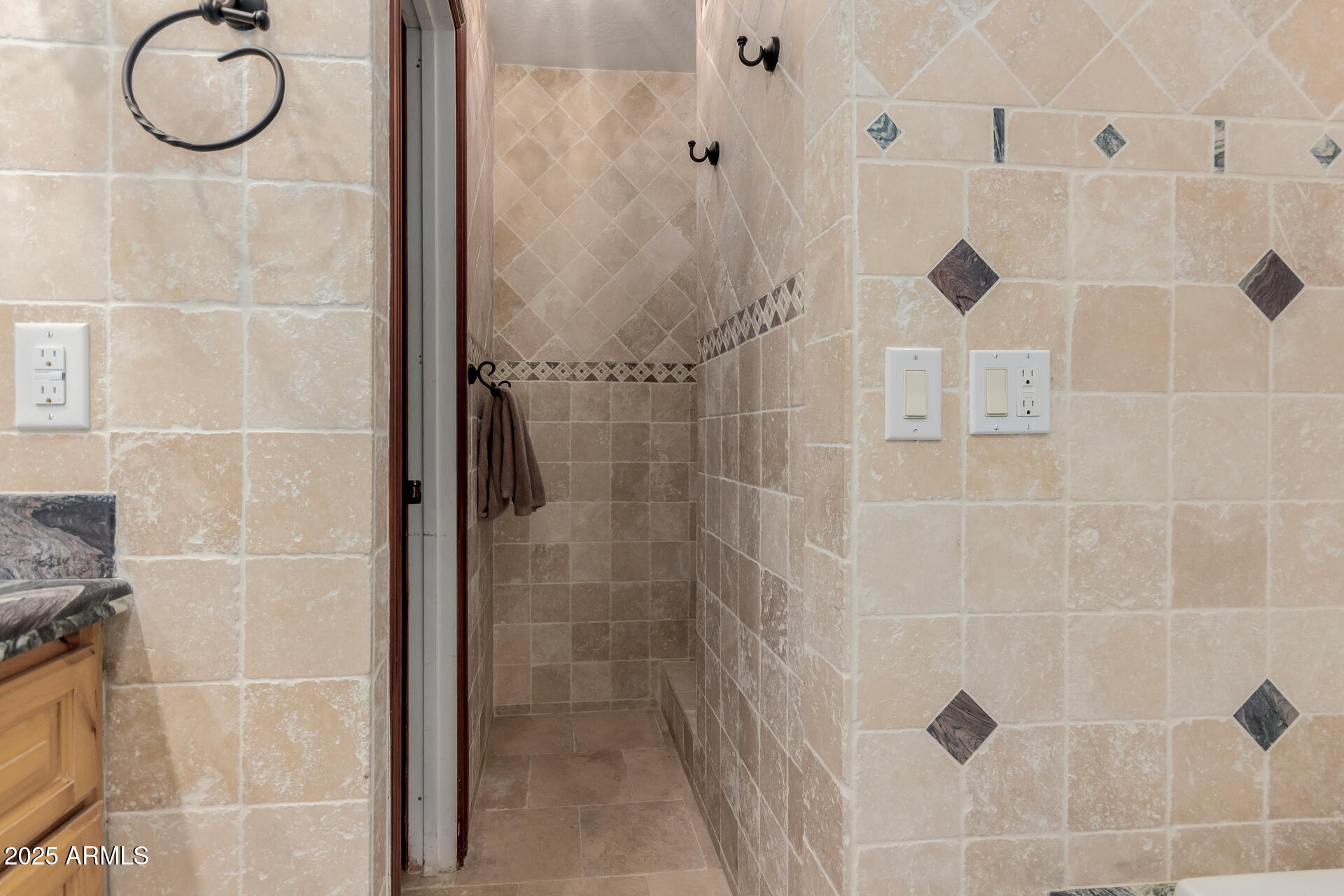 8749 E Via de Sereno