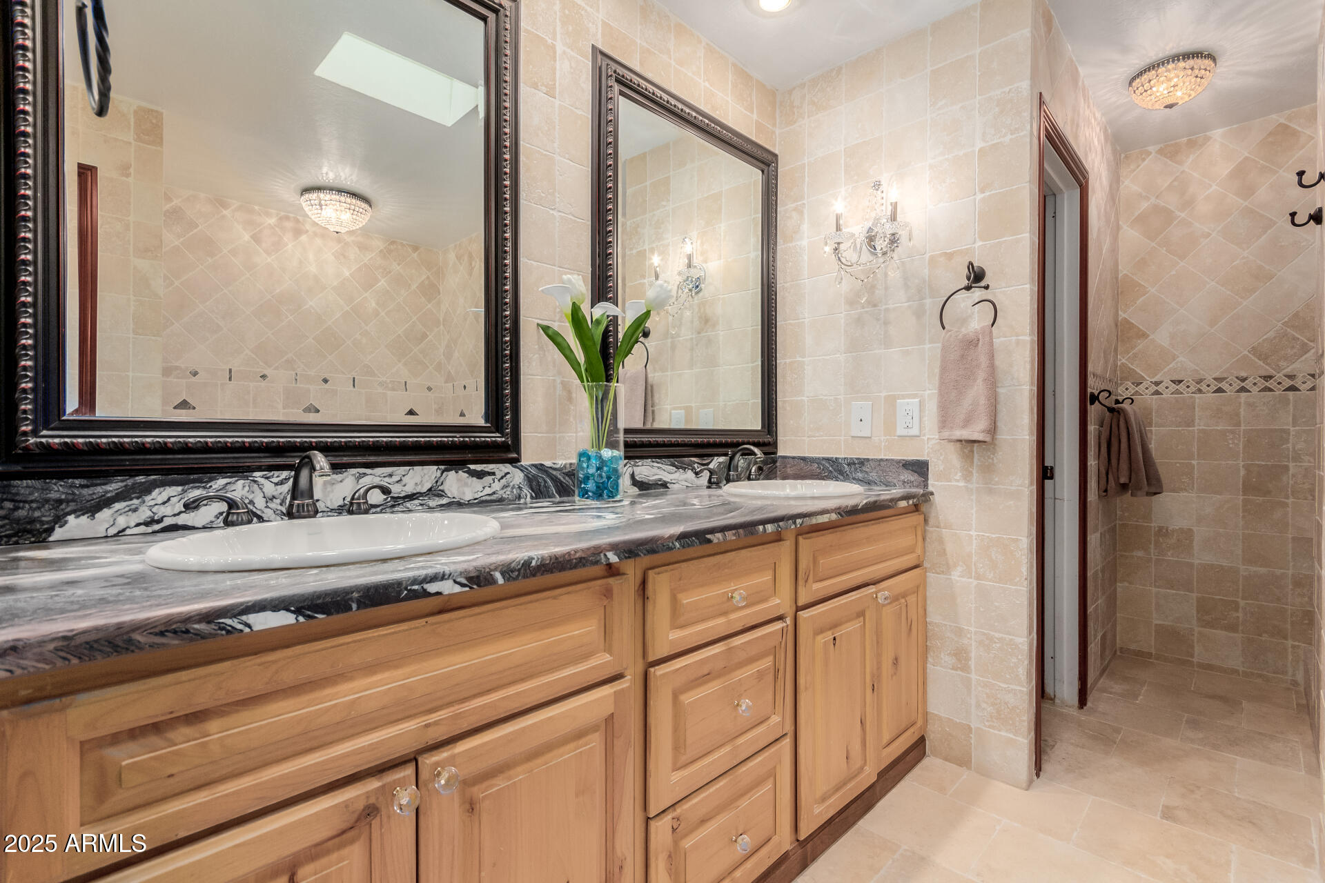 8749 E Via de Sereno