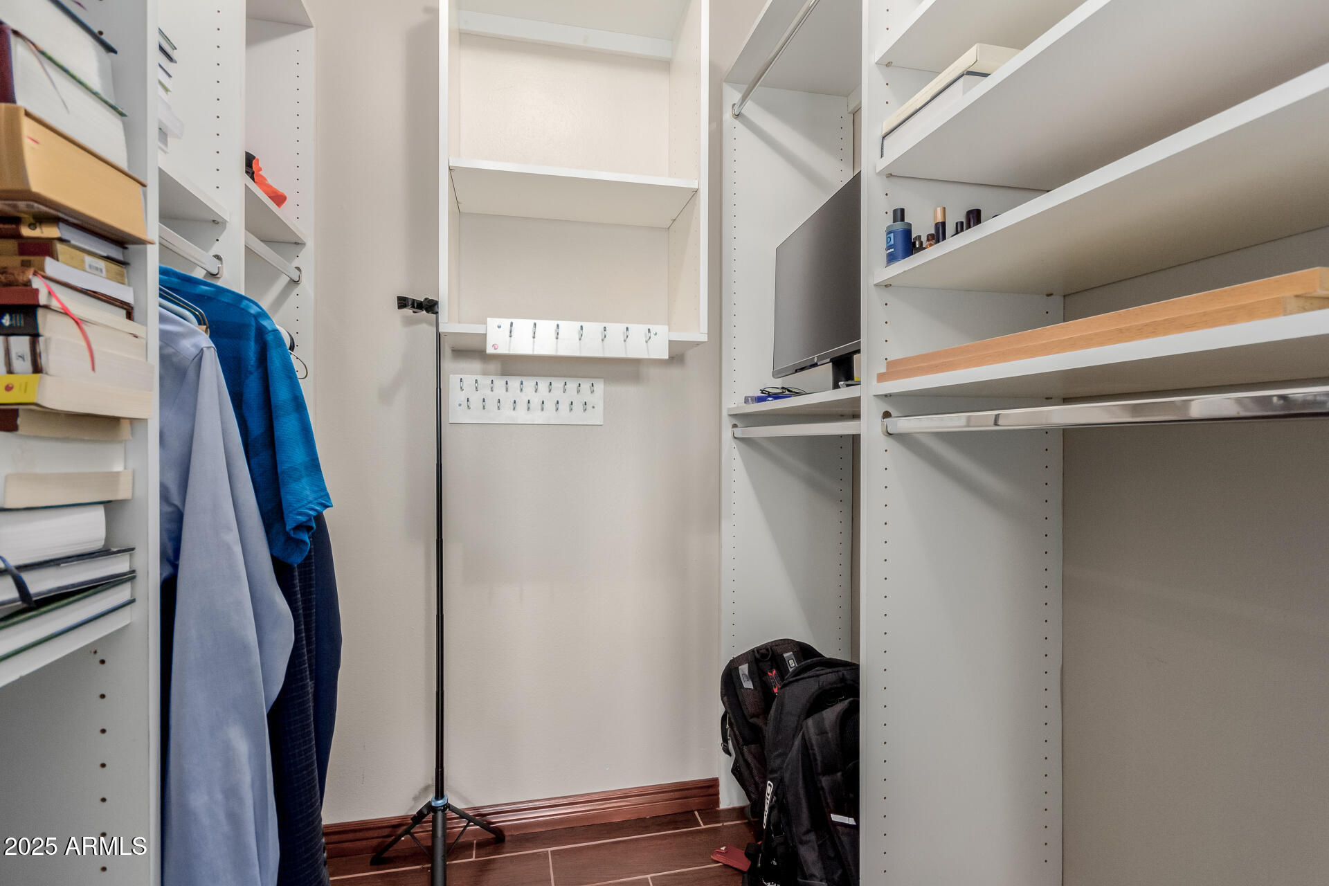 8749 E Via de Sereno