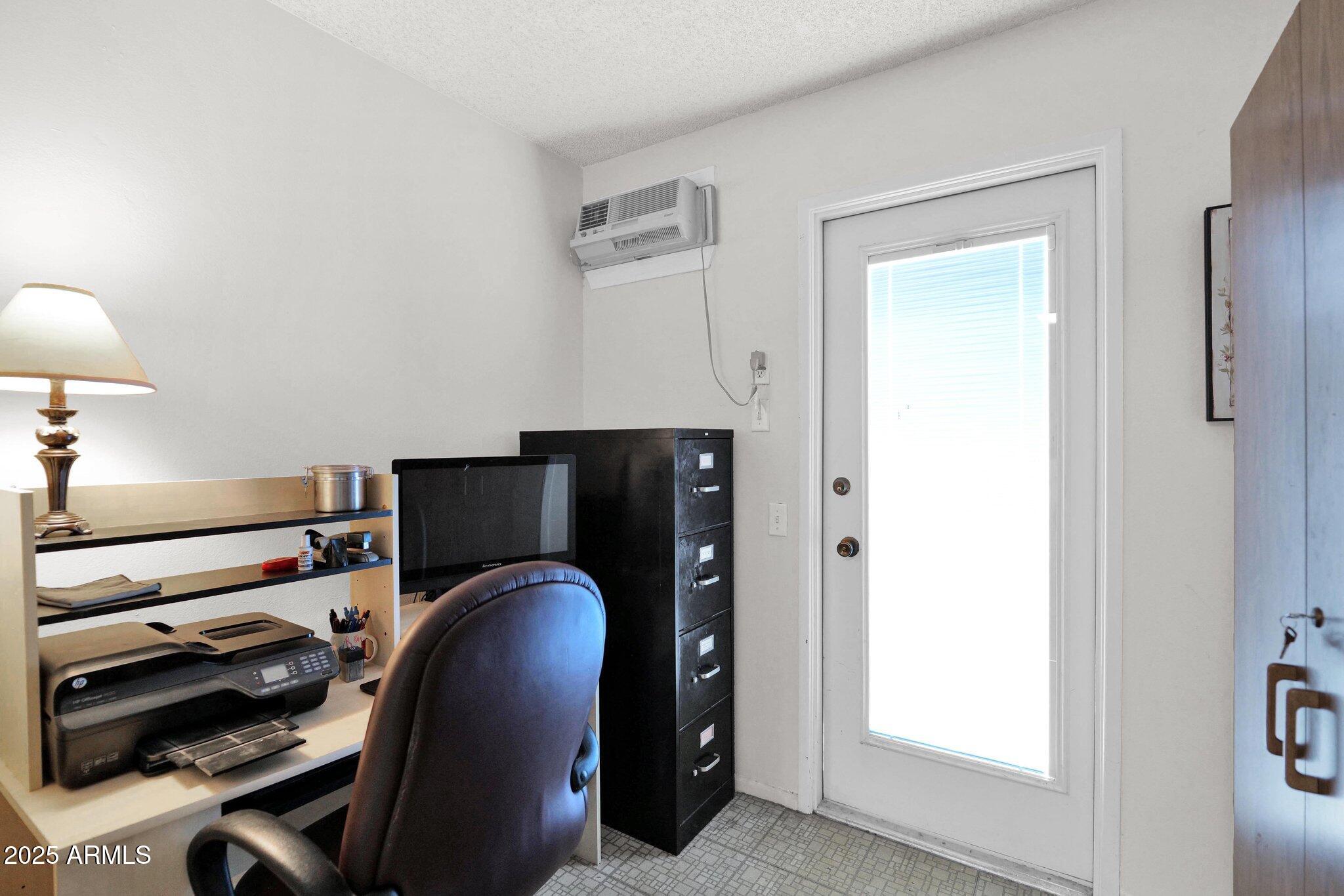 9517 W CEDAR HILL Circle N