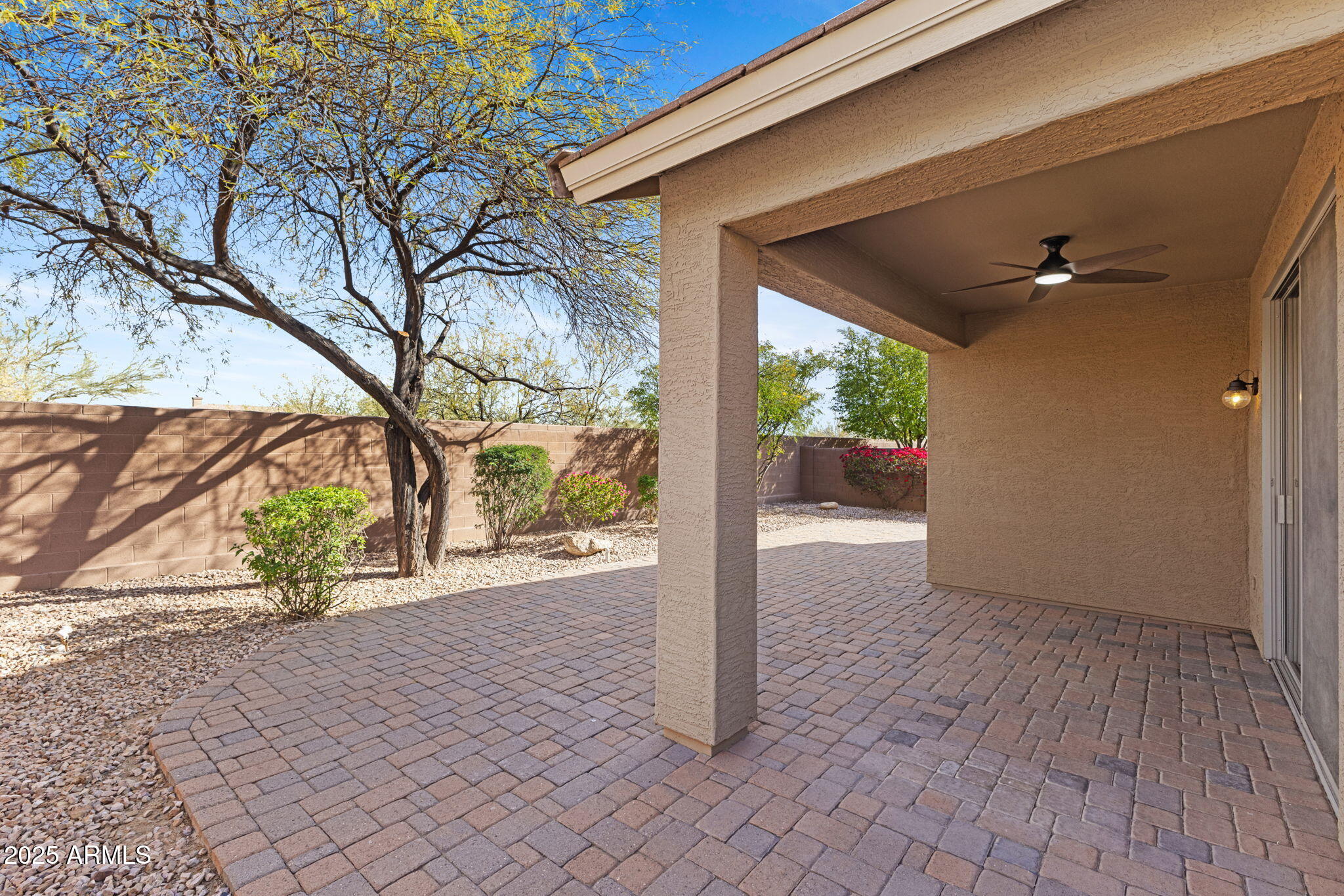 40249 N LA CANTERA Drive