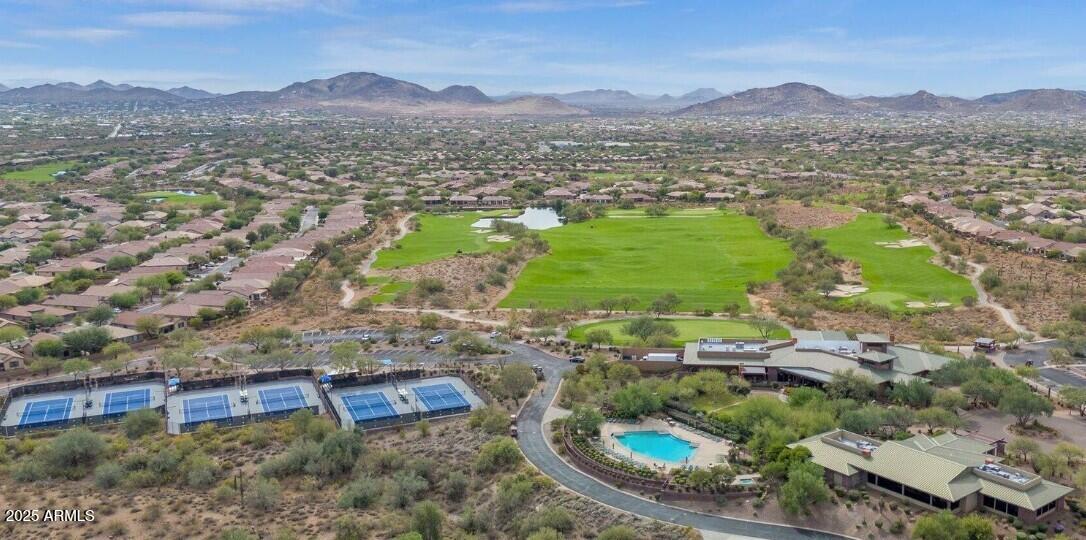 40249 N LA CANTERA Drive