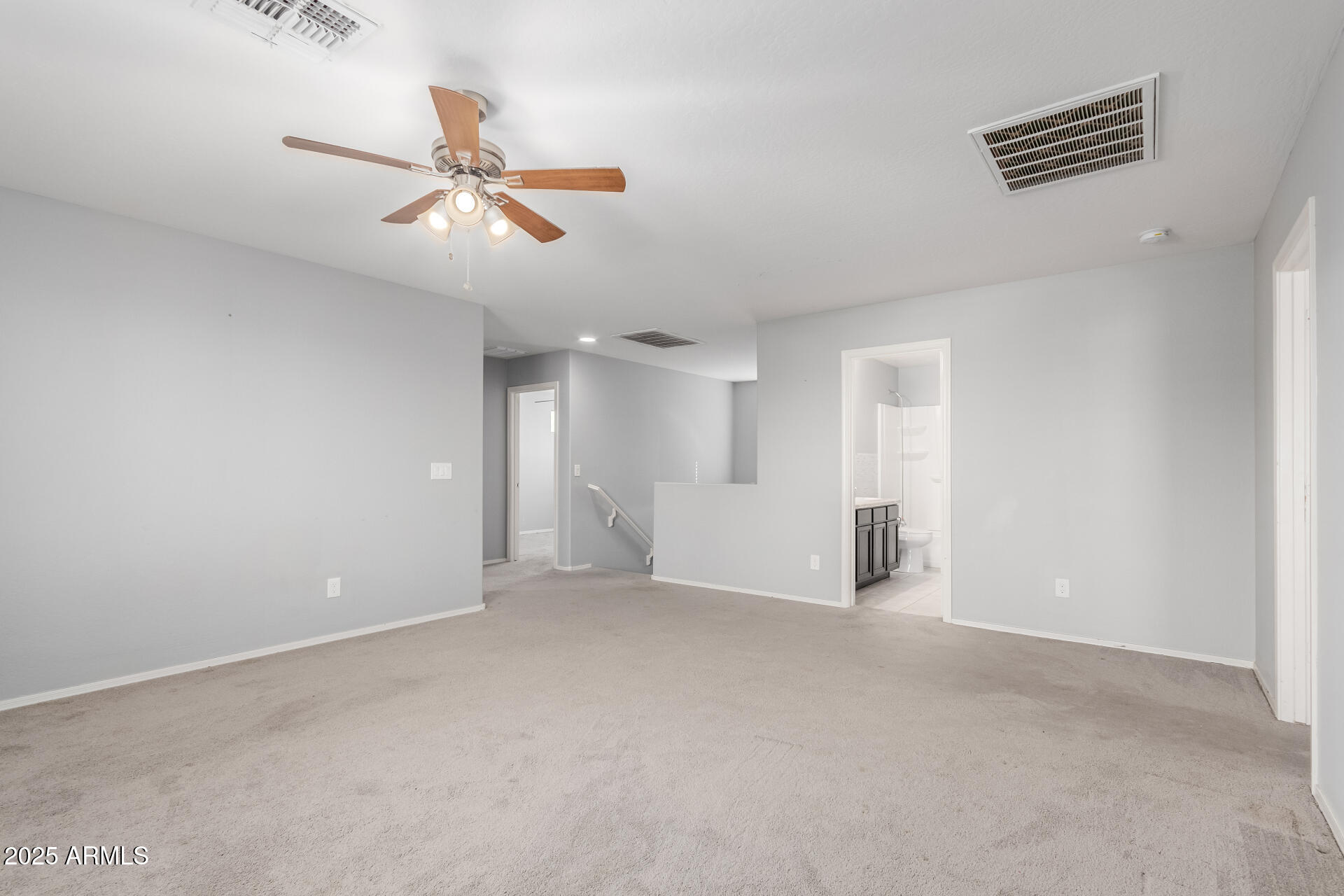 10204 W LAWRENCE Lane